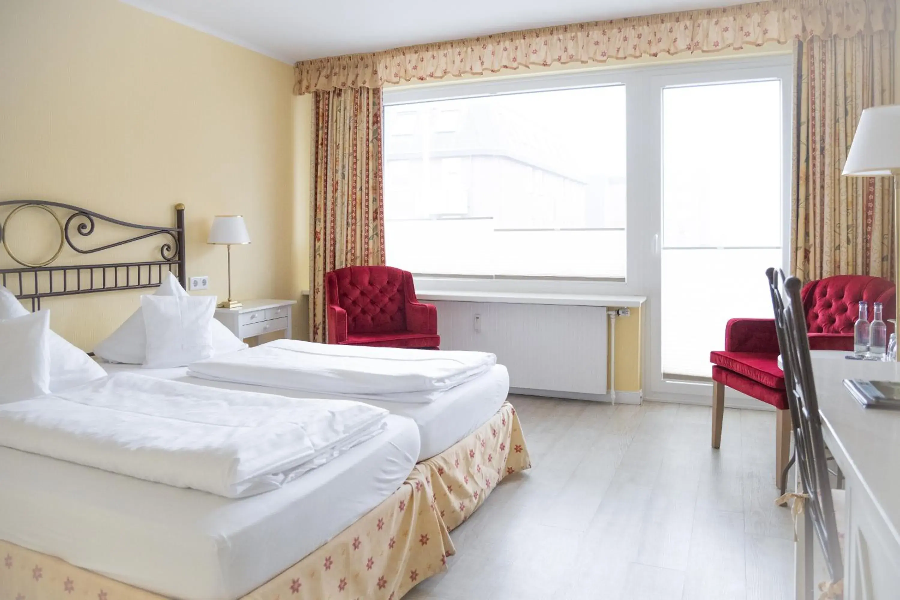 Double Room in Hotel Dünenburg Double Room in Hotel Dünenburg
