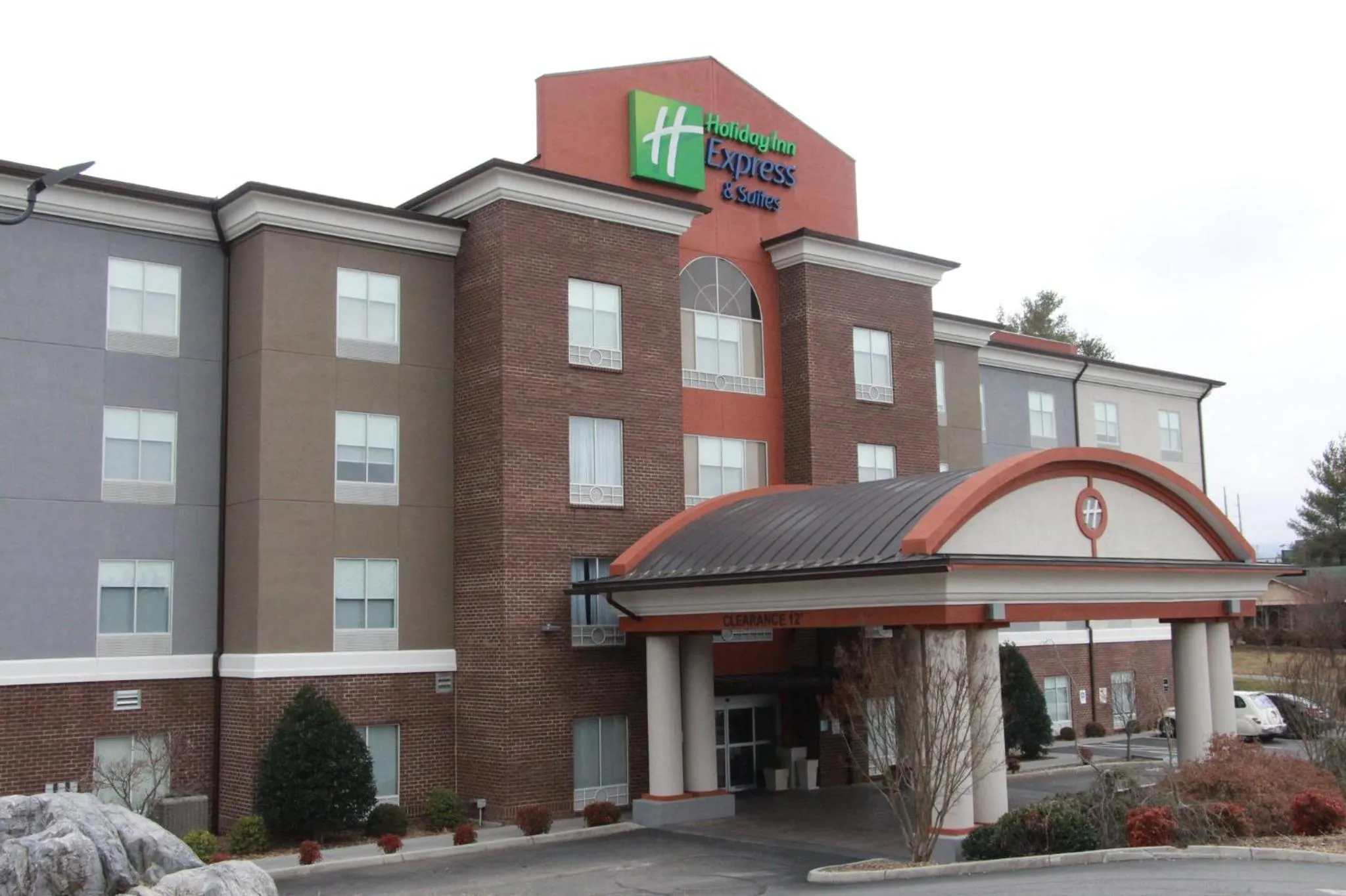 Property building in Holiday Inn Express & Suites Wytheville by IHG