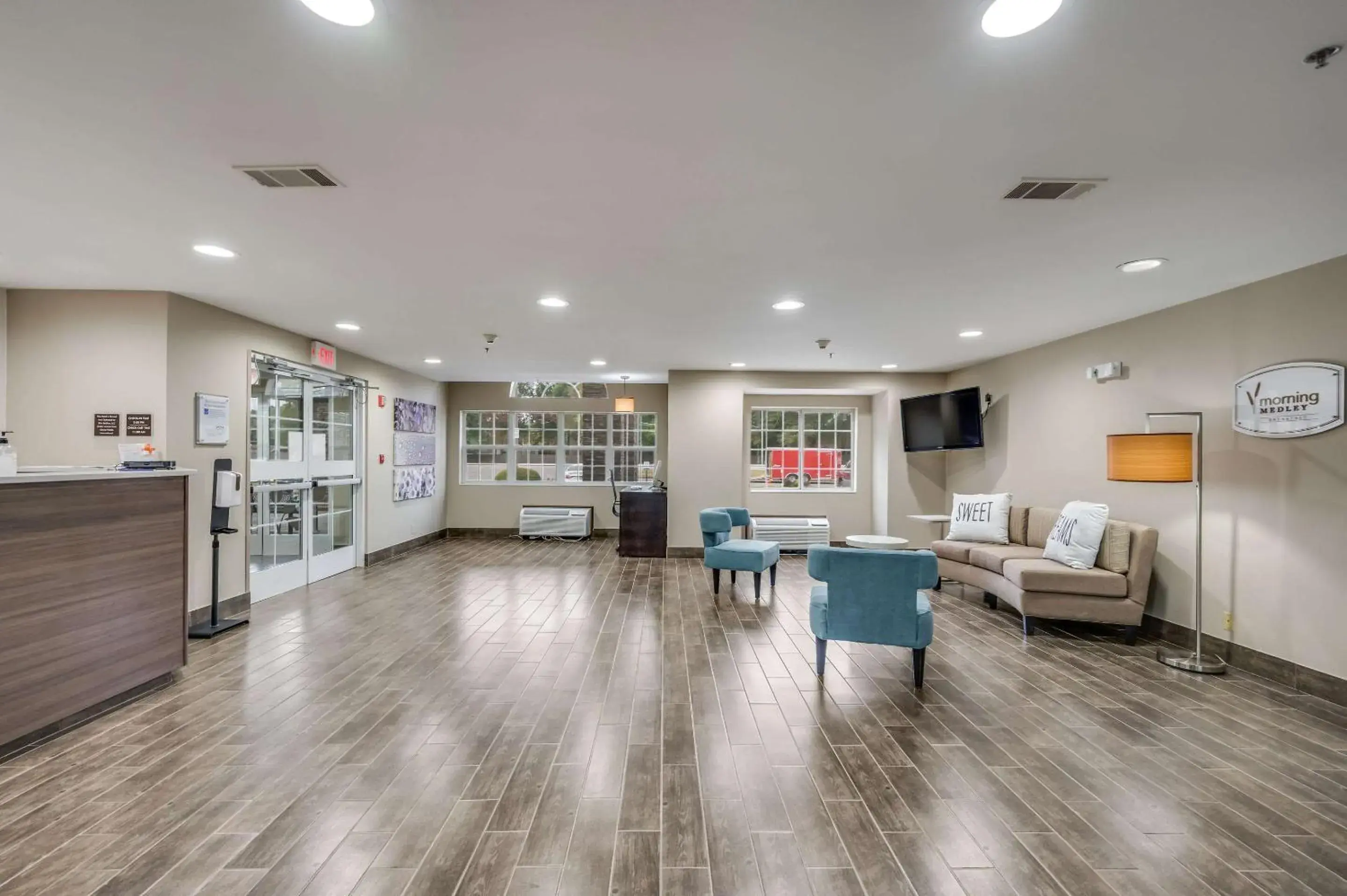 Lobby or reception in Sleep Inn & Suites Decatur West Lobby or reception in Sleep Inn & Suites Decatur West