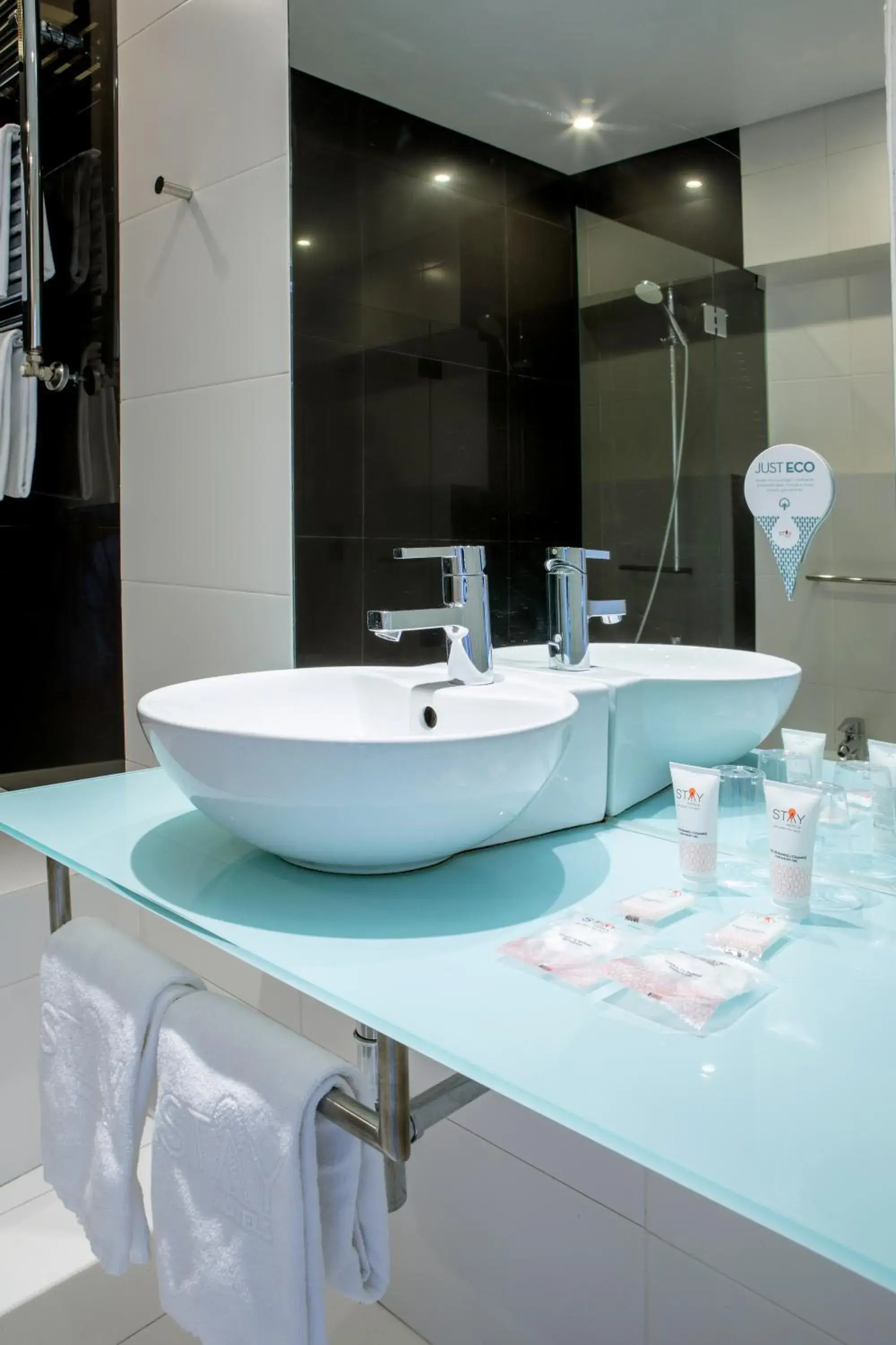 Triple Room in Stay Hotel Torres Vedras Centro Triple Room in Stay Hotel Torres Vedras Centro