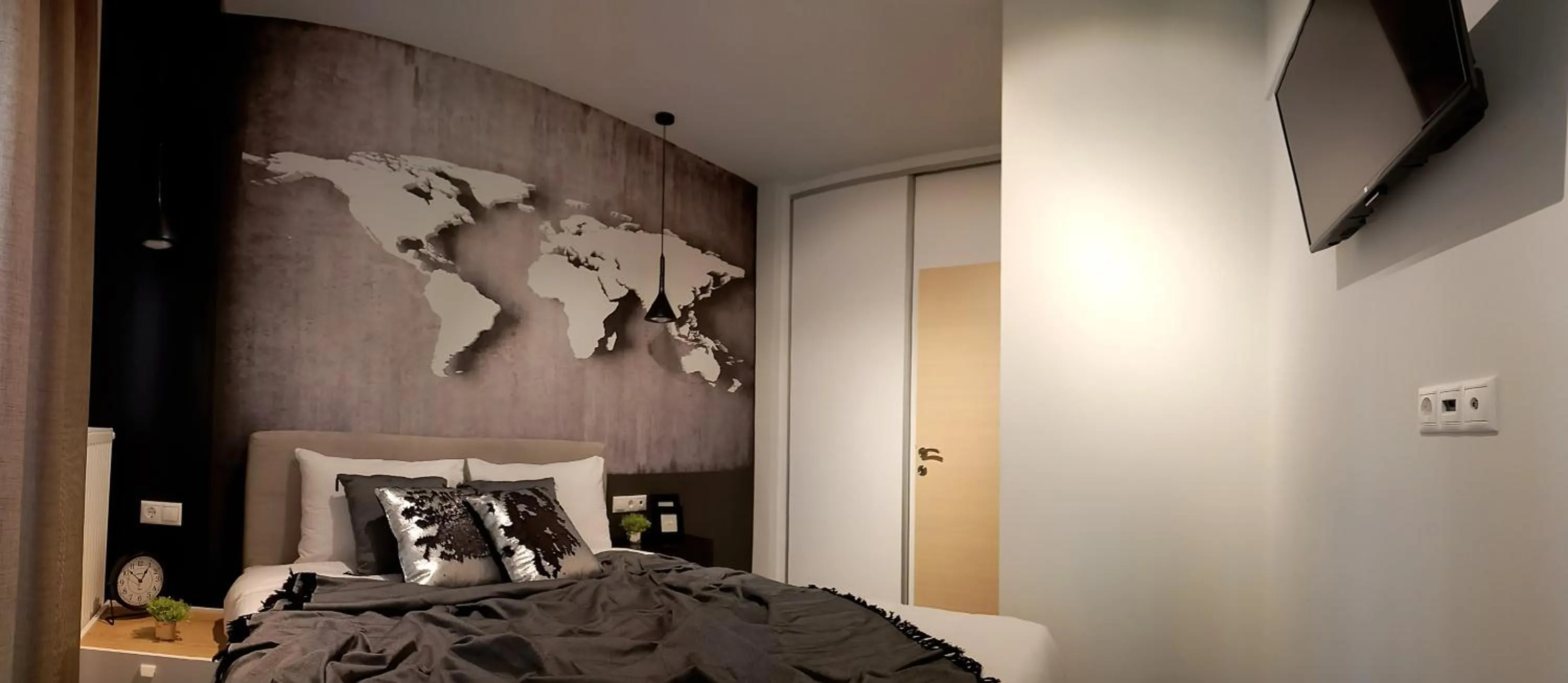 Comely luxury Apt Must