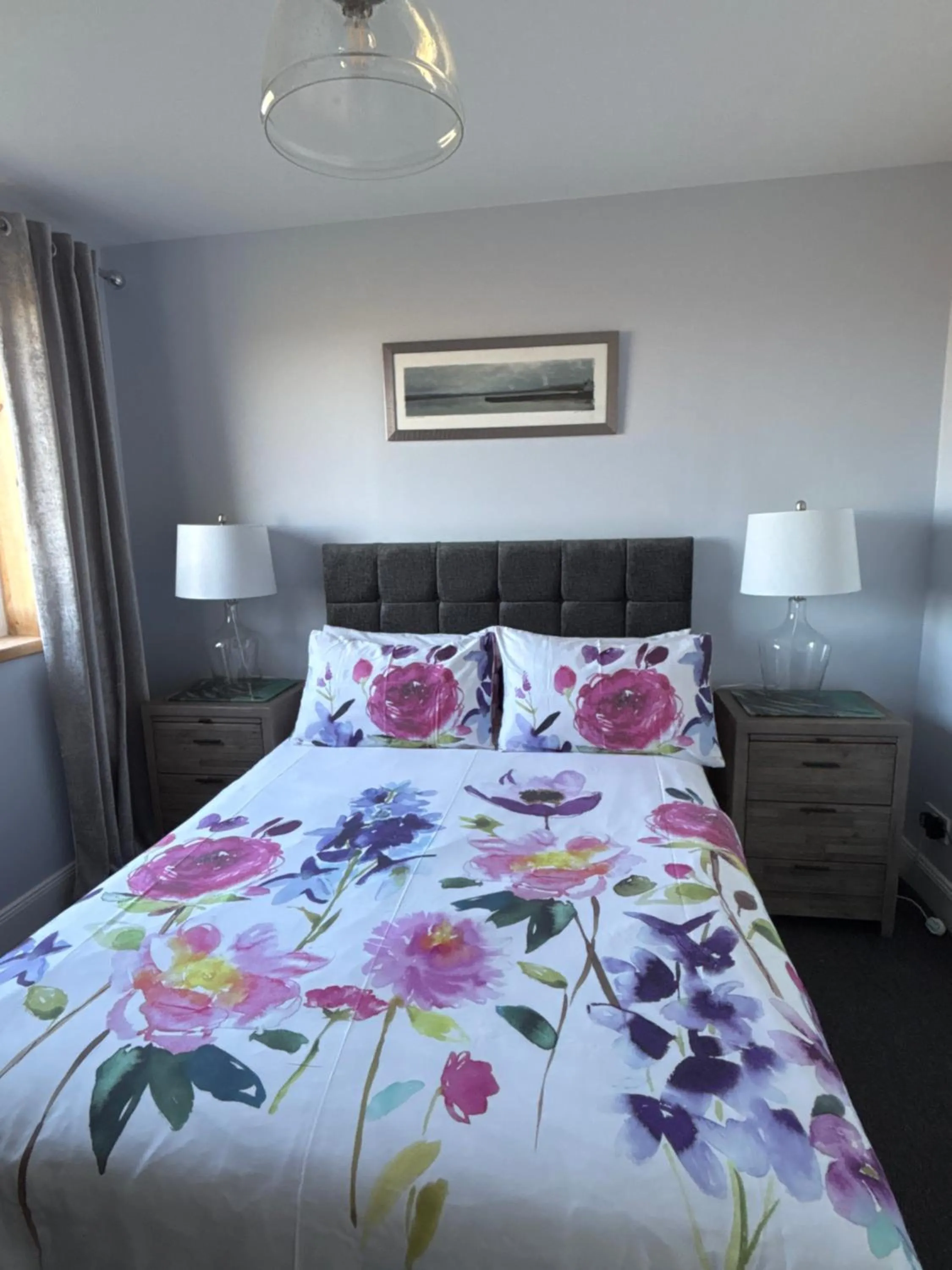 Bed in The Fisherman's Snug self catering North Uist