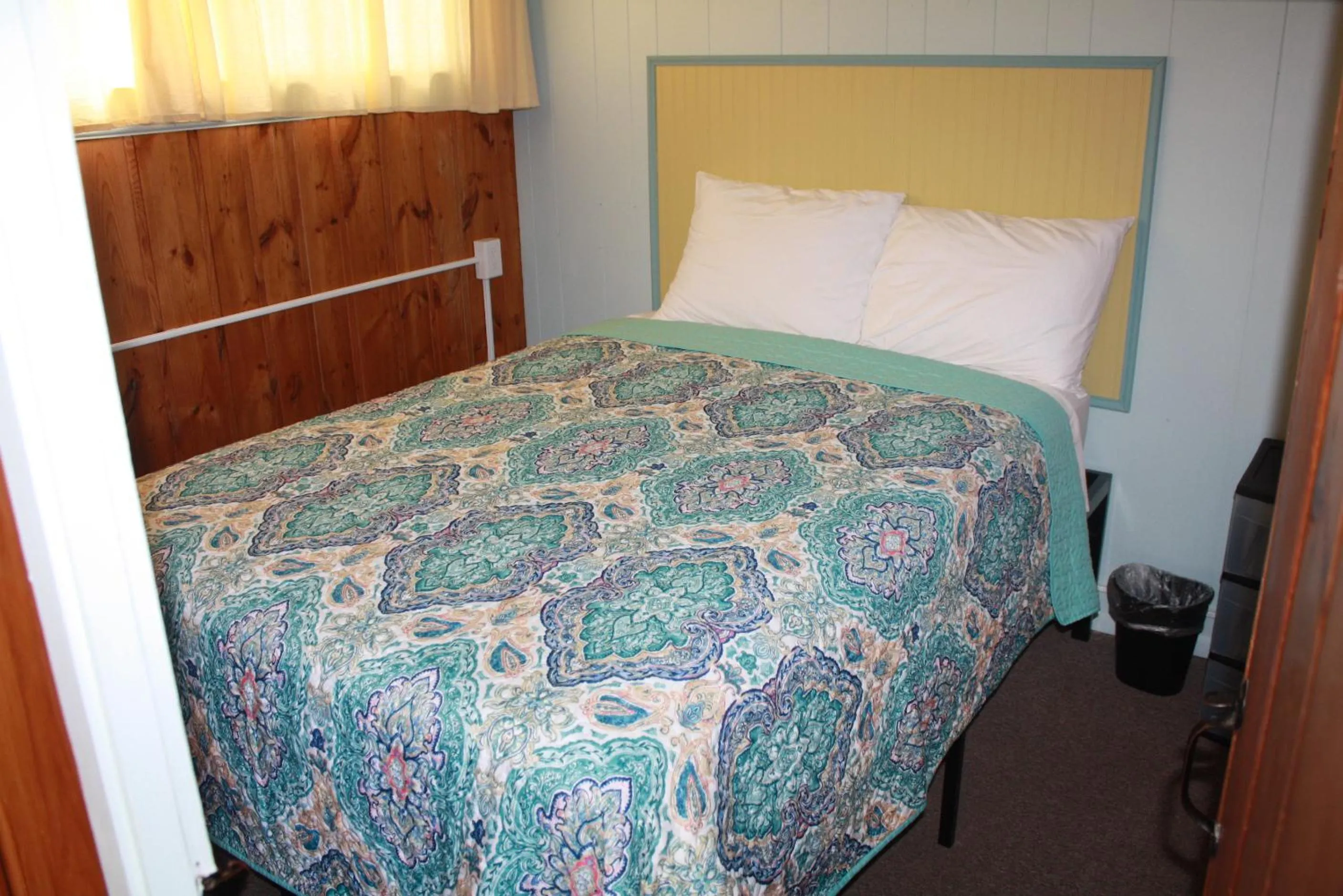 Bed in Paradise Beach resort