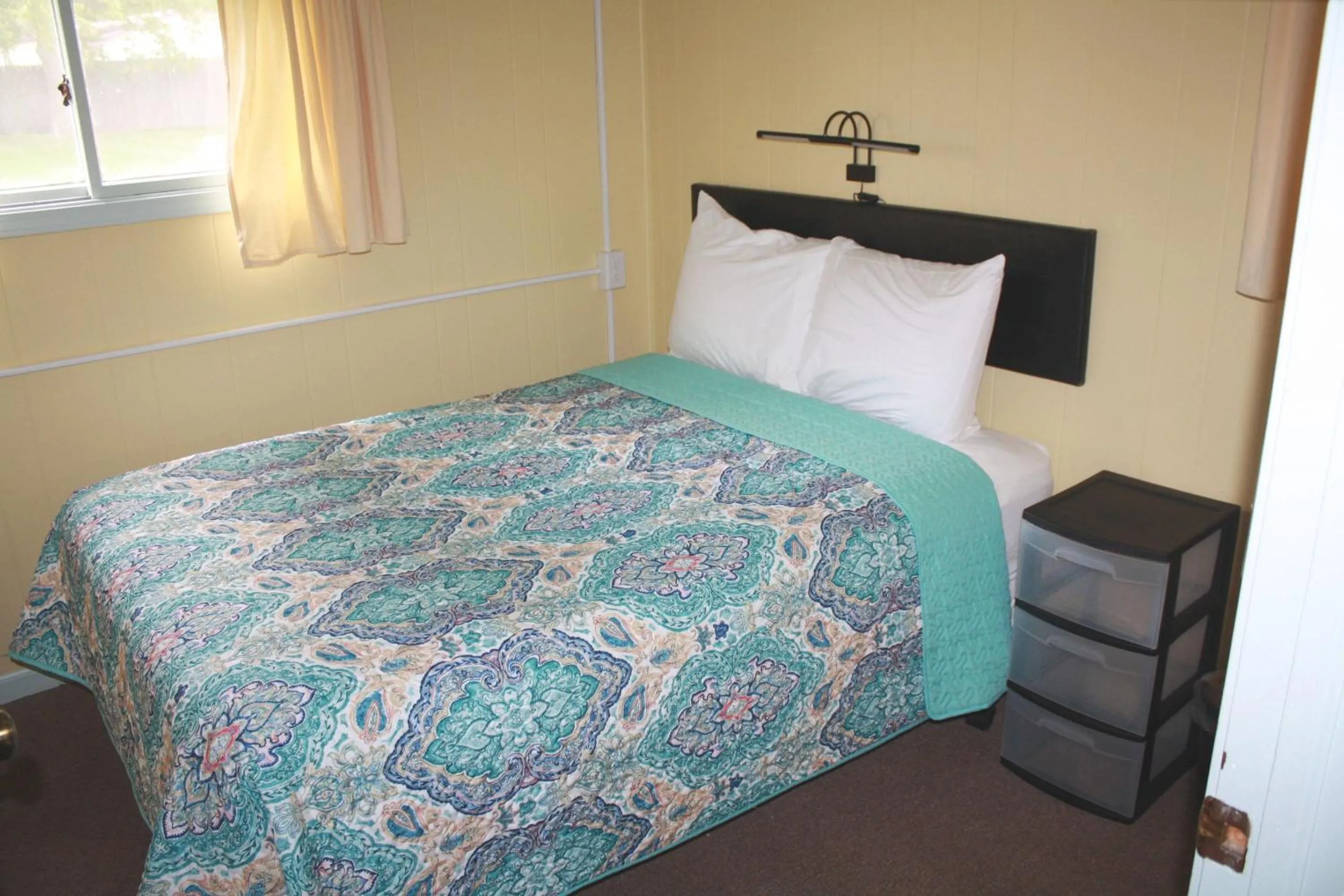 Bed in Paradise Beach resort