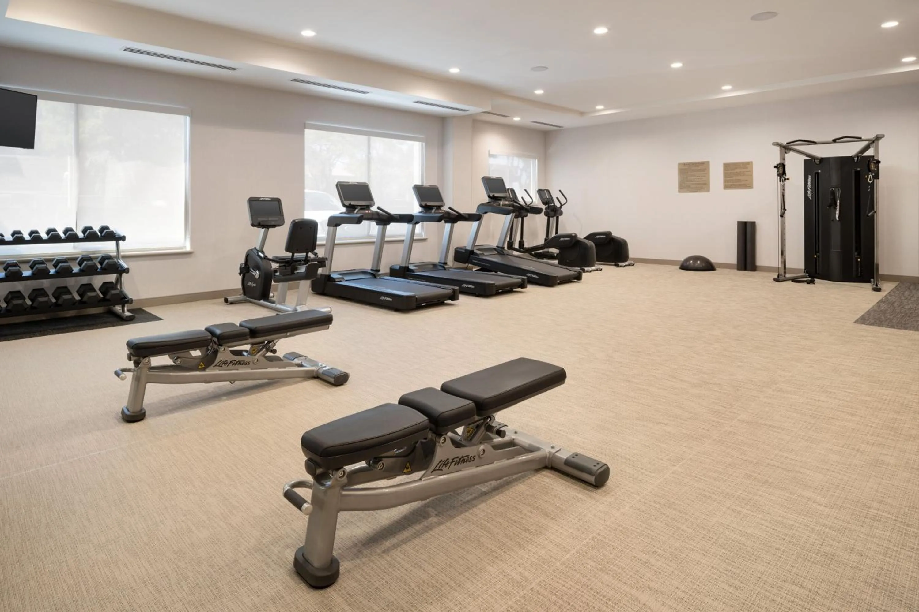 Fitness centre/facilities in The Bayshore Hotel San Francisco Airport - Burlingame