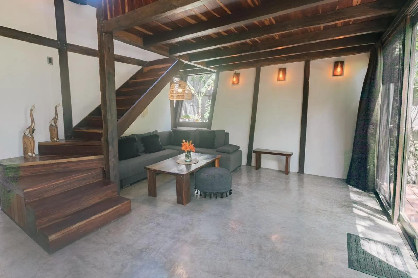 Nahouse Jungle Lodges