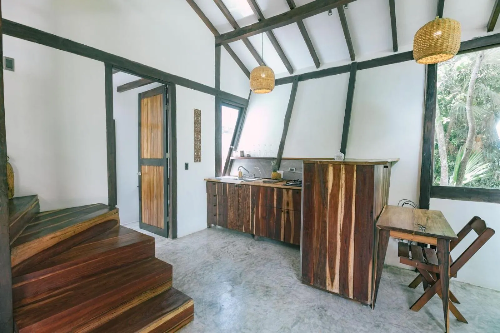 Nahouse Jungle Lodges