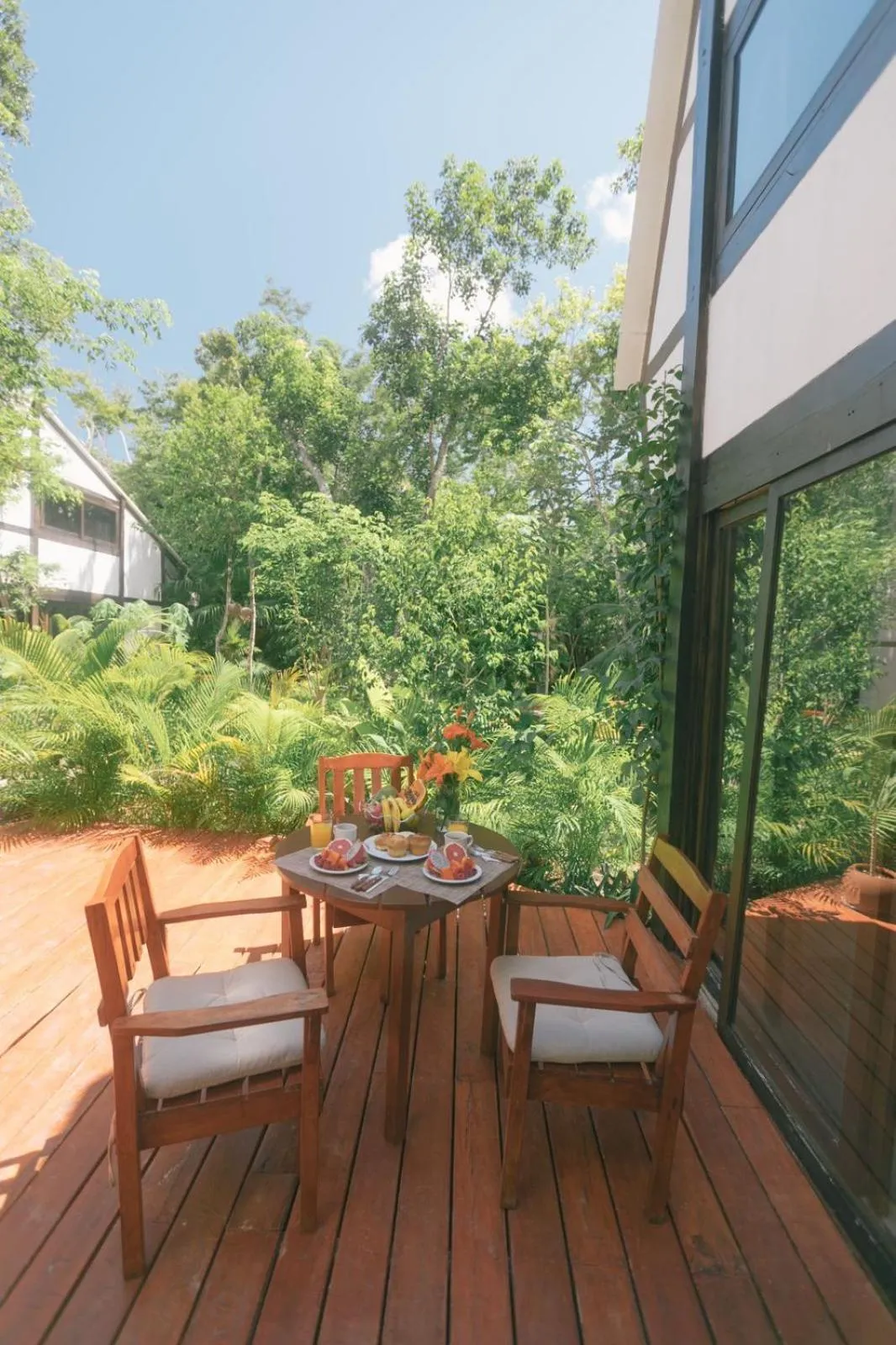 Balcony/Terrace in Nahouse Jungle Lodges