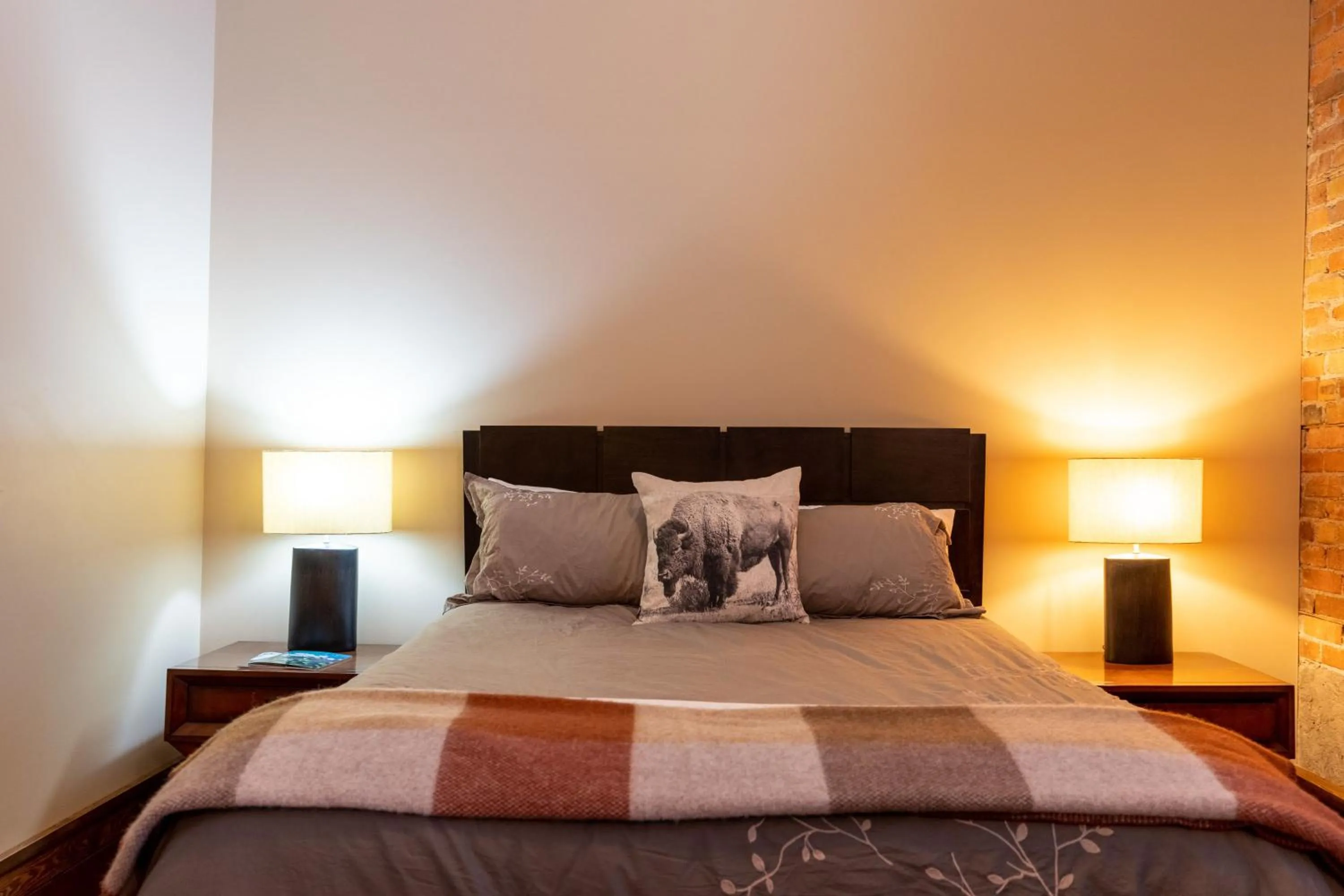 Bed in 901 by Fernie Central Reservations