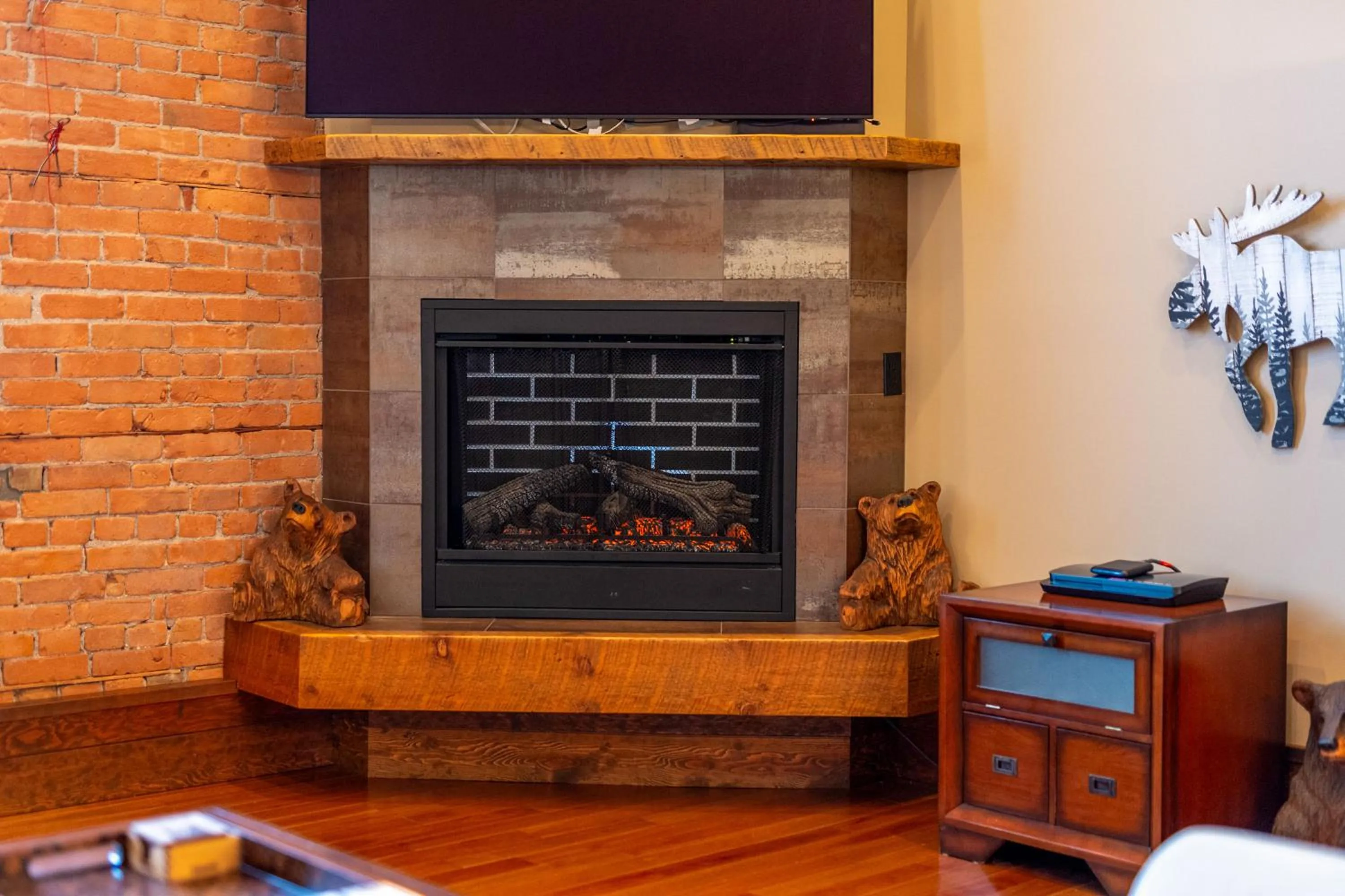 901 by Fernie Central Reservations