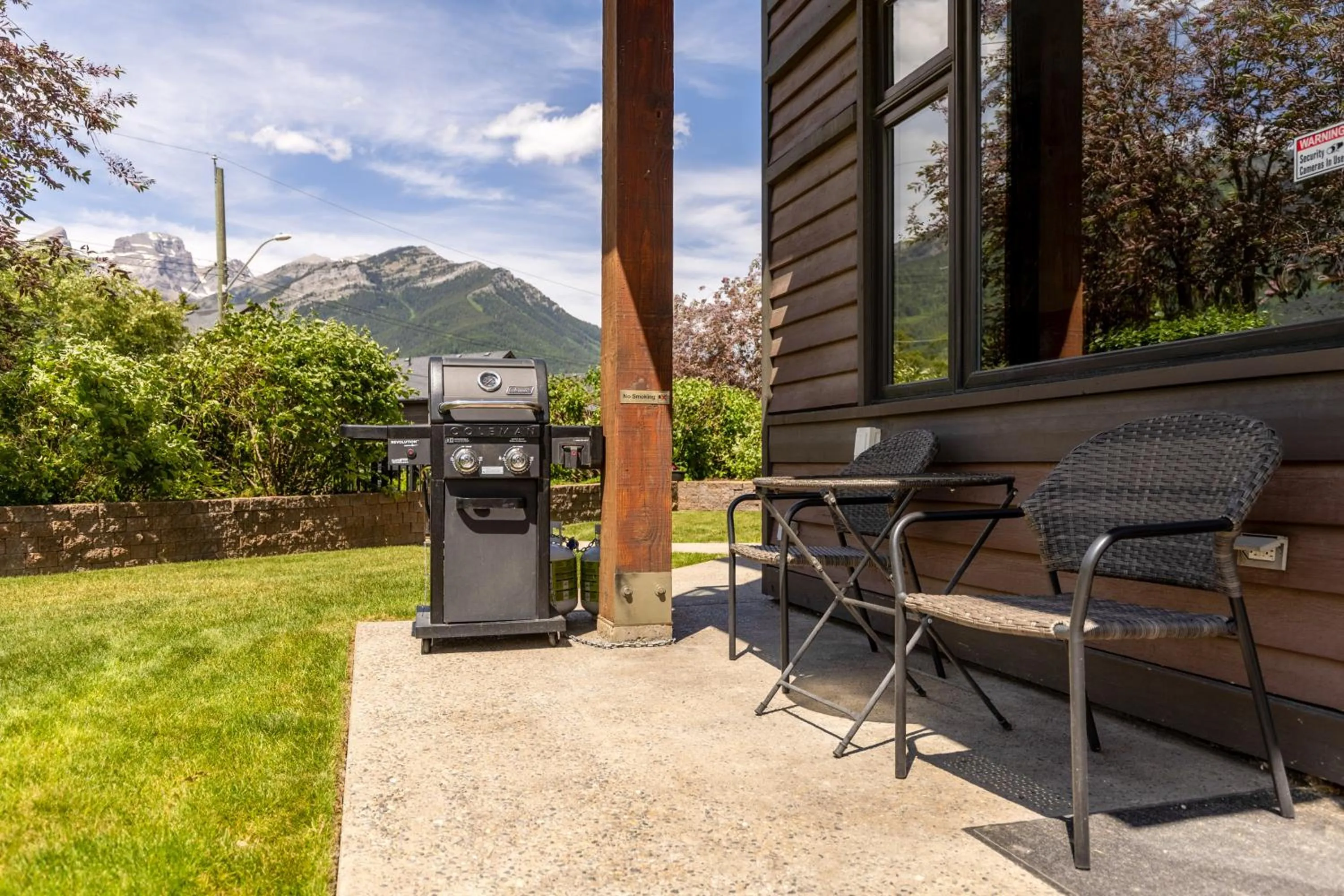 901 by Fernie Central Reservations