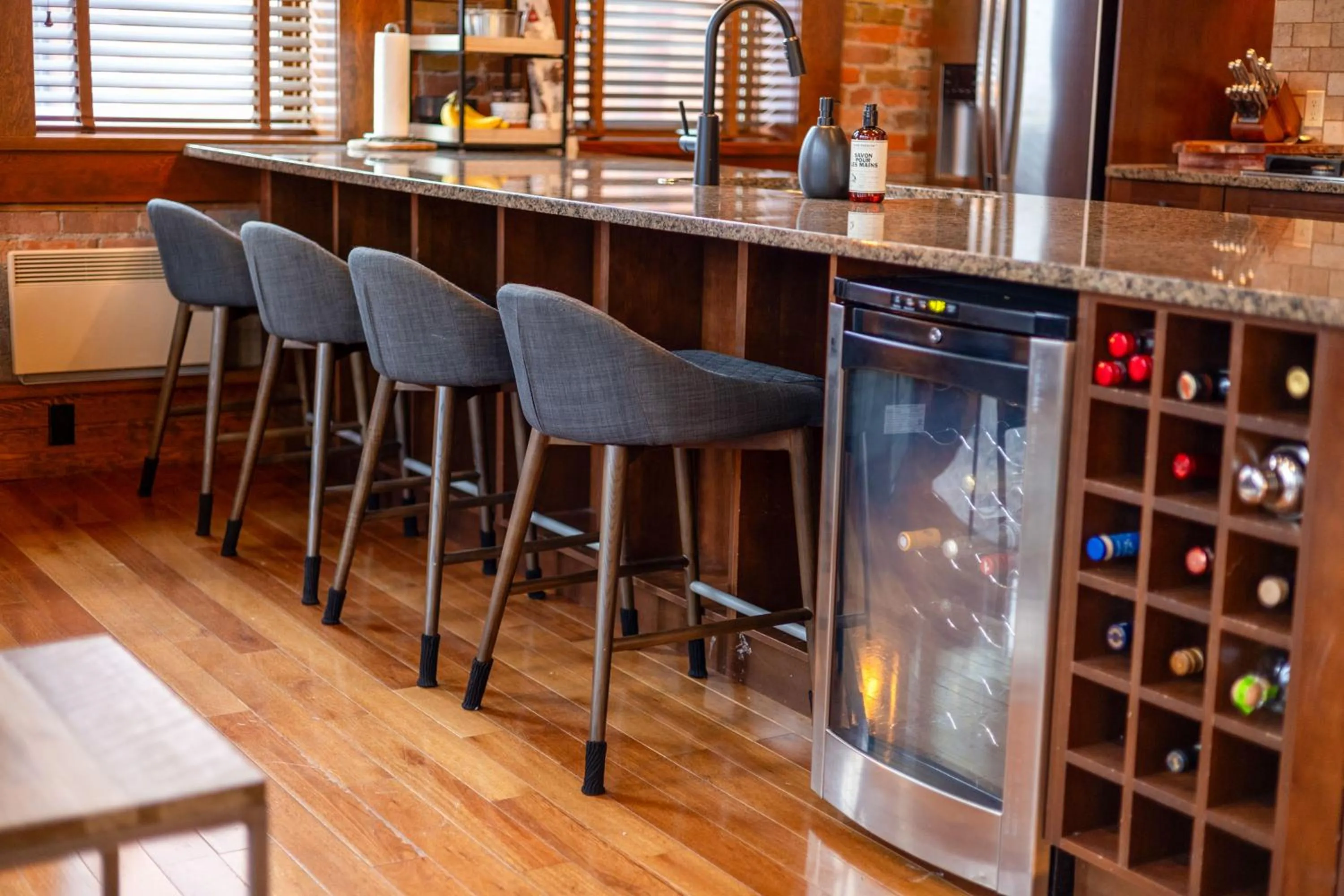 901 by Fernie Central Reservations