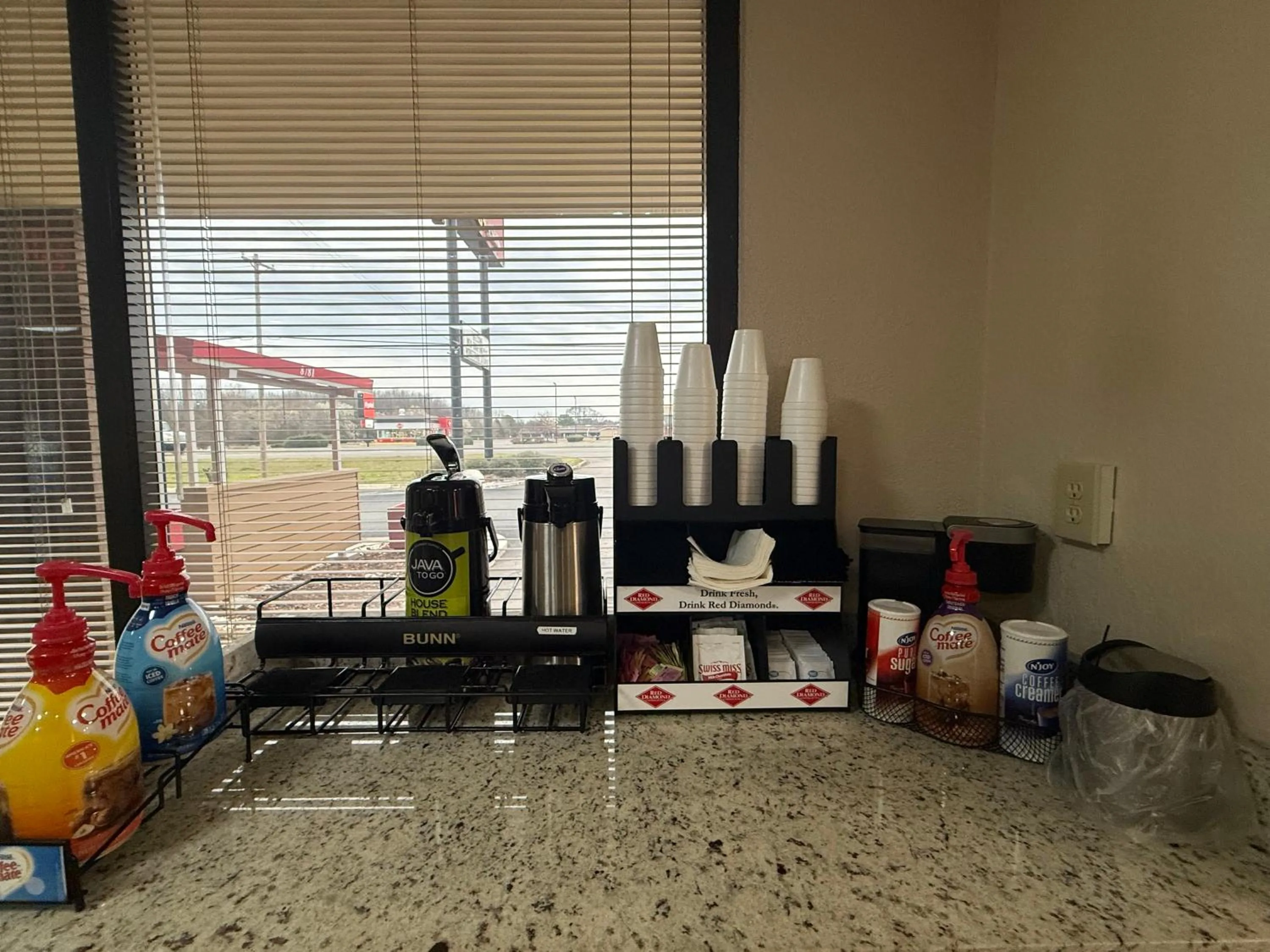 Breakfast in Red Roof Inn PLUS+ Huntsville – Madison