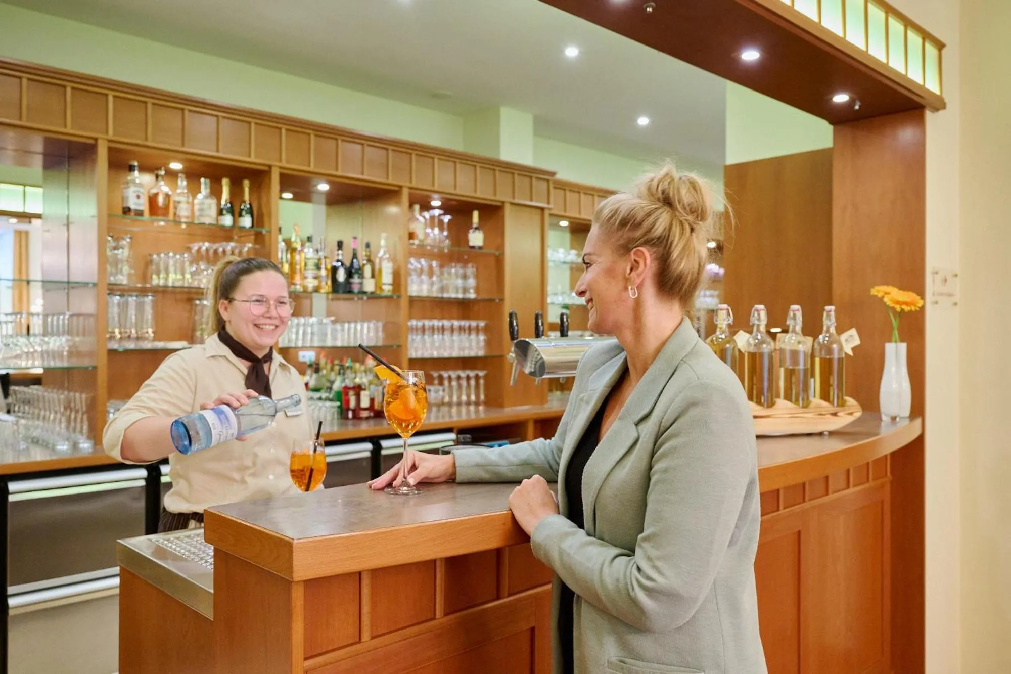 Lounge or bar in Waldhotel Forsthaus Hainholz