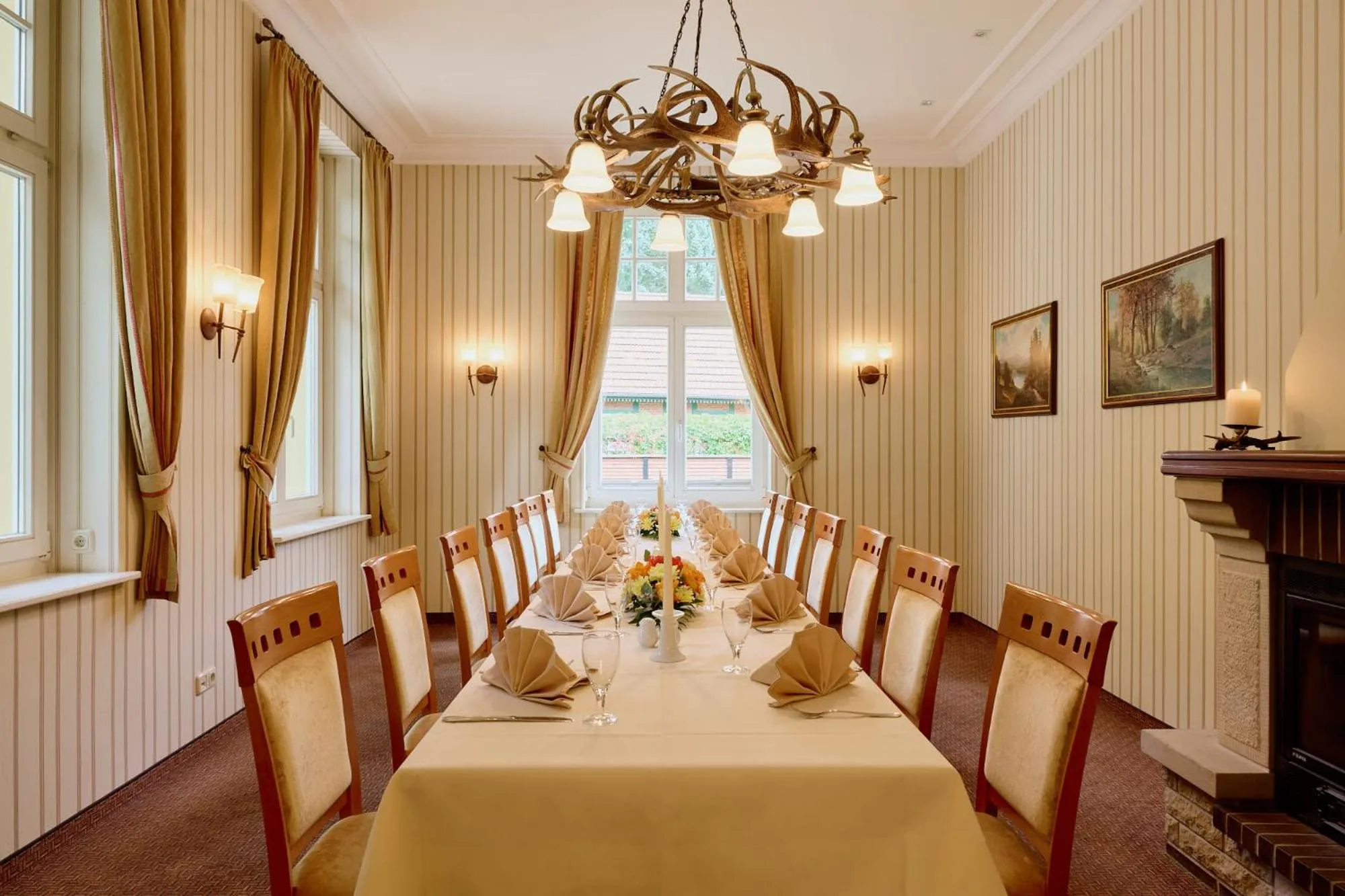 Seating area in Waldhotel Forsthaus Hainholz