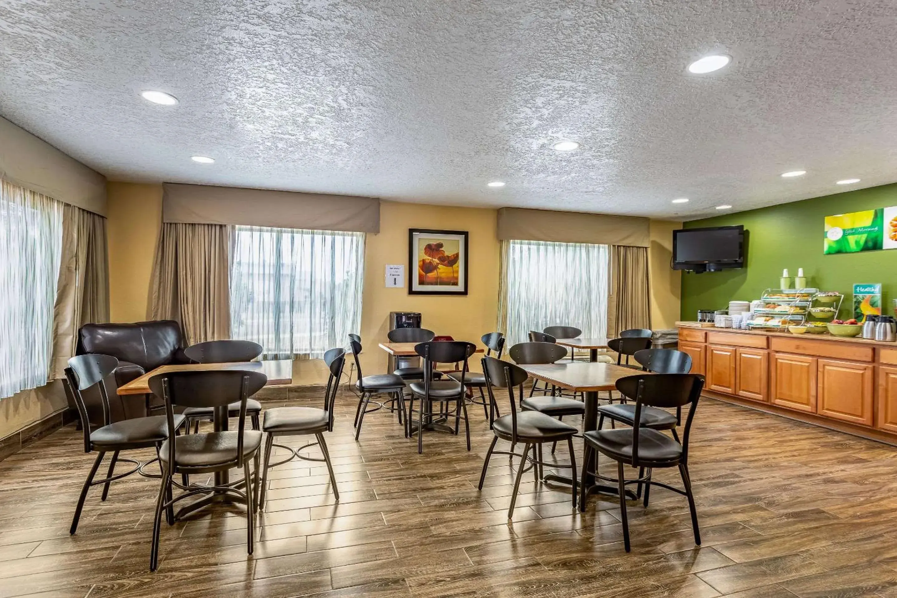 Restaurant/places to eat in Quality Inn Los Lunas Restaurant/places to eat in Quality Inn Los Lunas