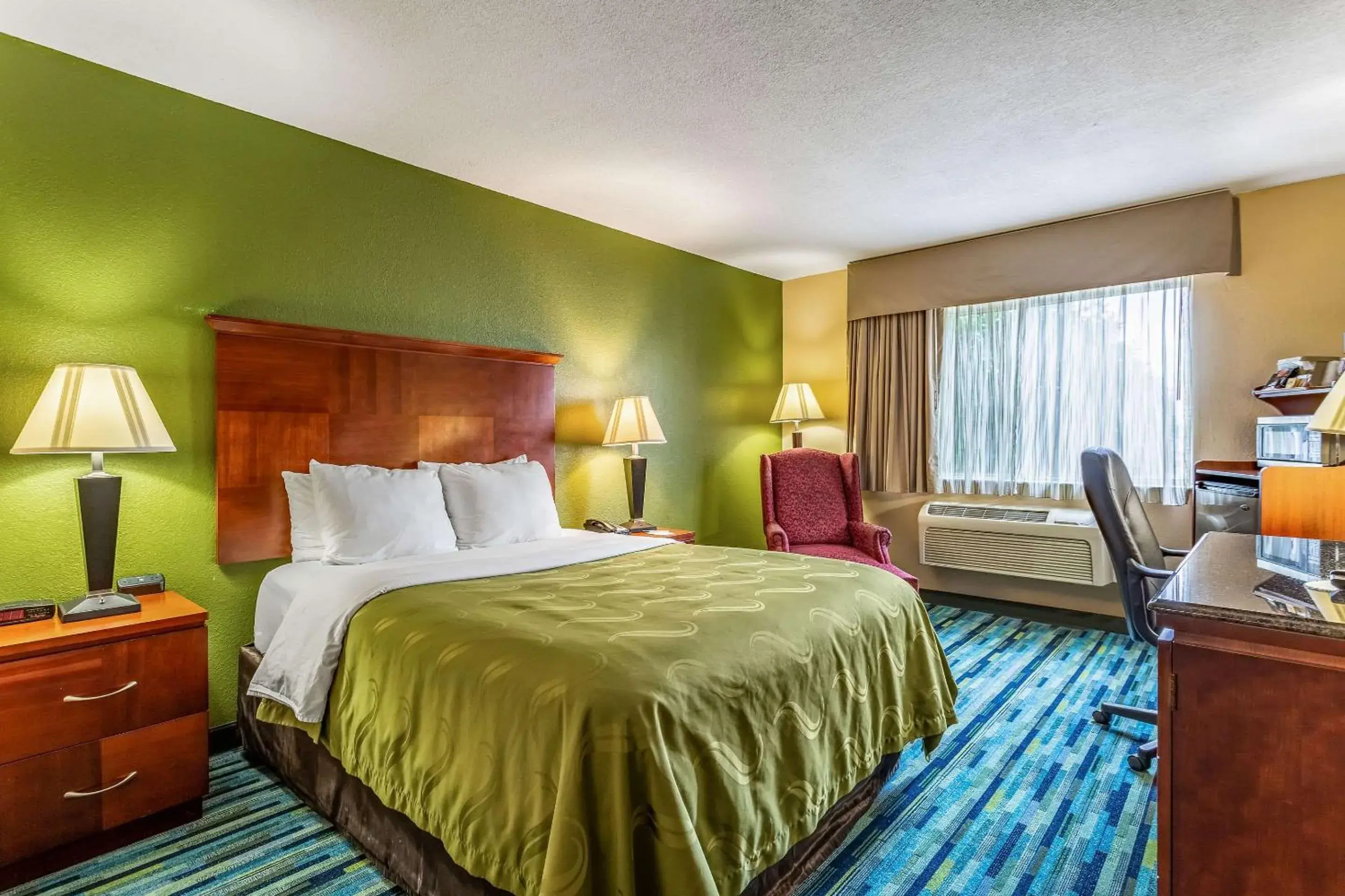 Photo of the whole room, Bed in Quality Inn Los Lunas Photo of the whole room, Bed in Quality Inn Los Lunas