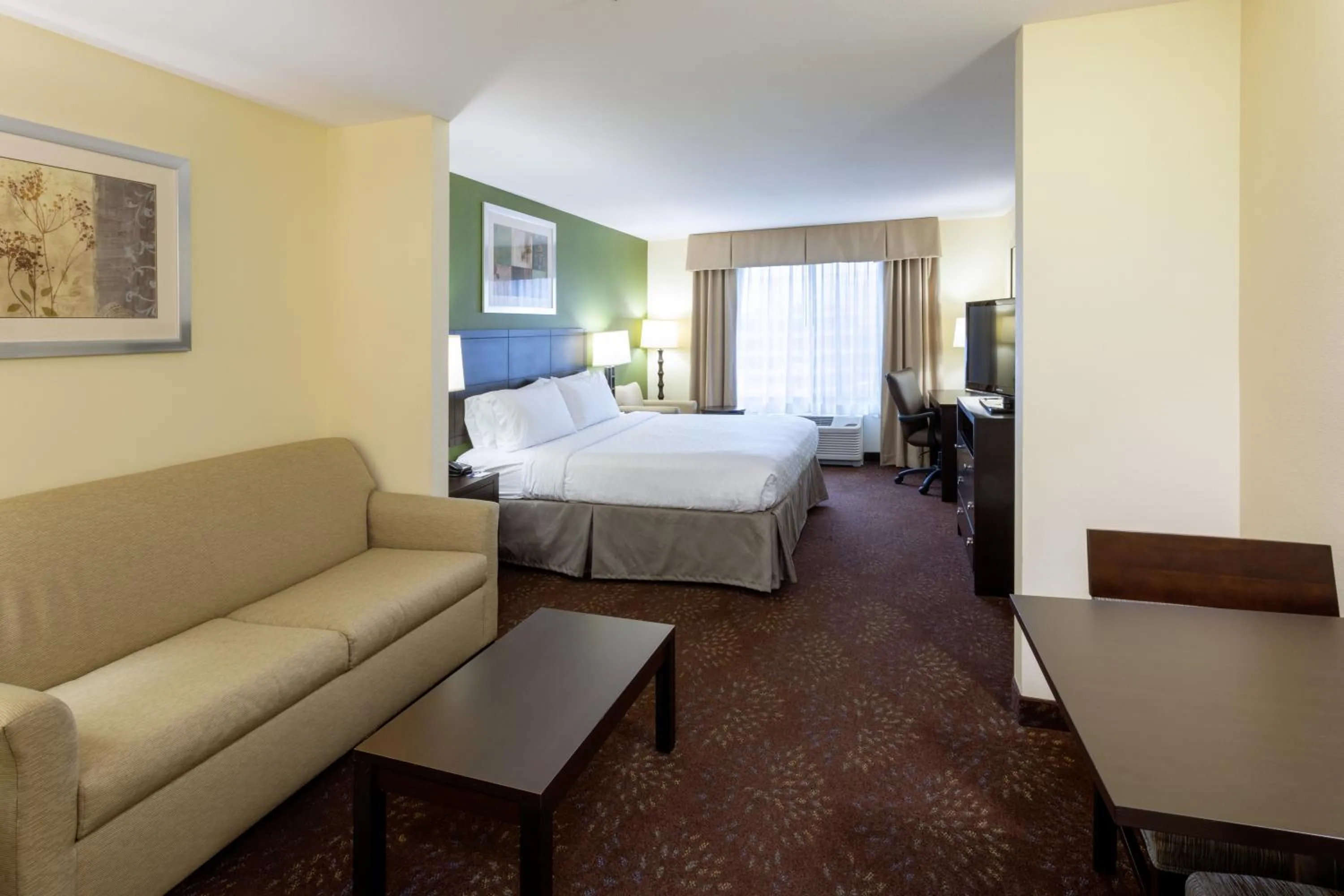 Bedroom, Bed in Holiday Inn Express and Suites Rochester West-Medical Center by IHG