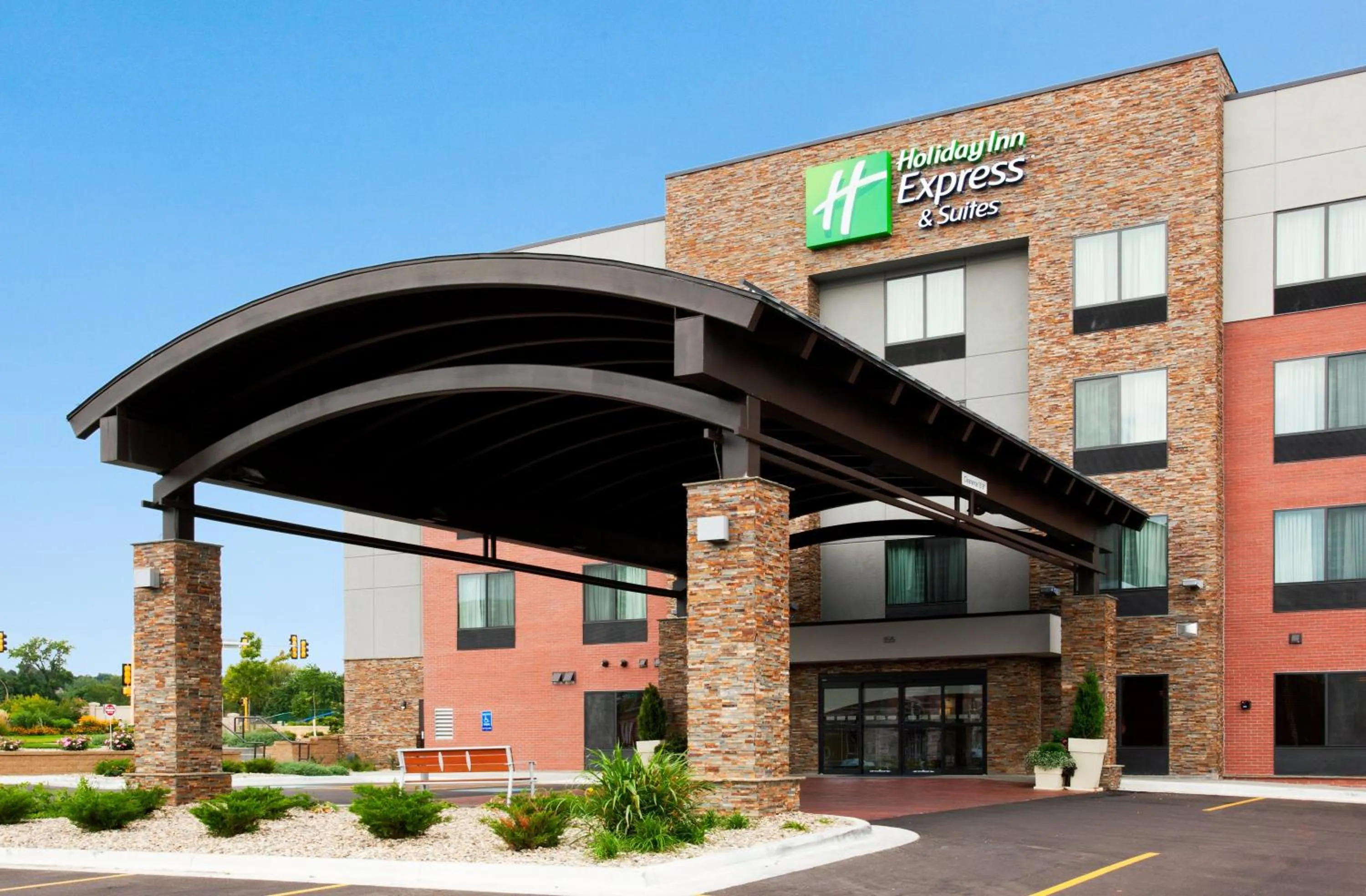 Property building in Holiday Inn Express and Suites Rochester West-Medical Center by IHG
