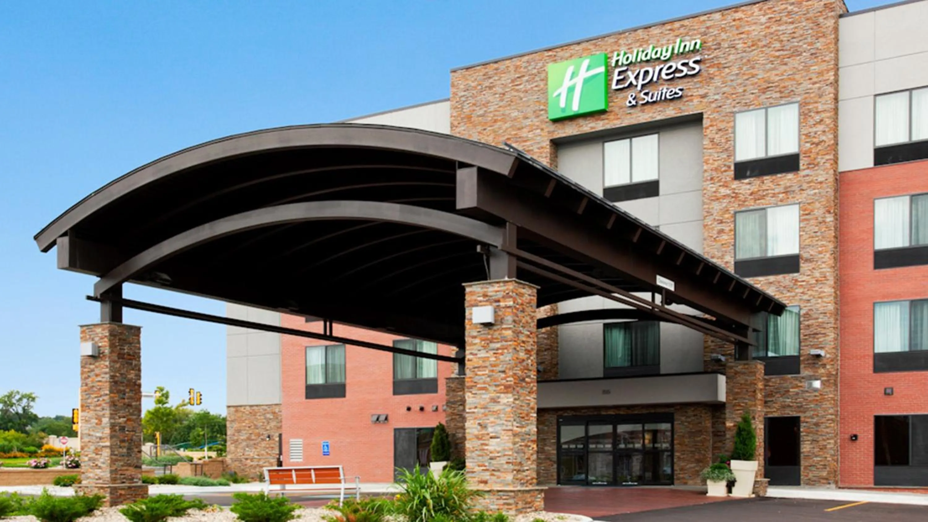Property building in Holiday Inn Express and Suites Rochester West-Medical Center by IHG