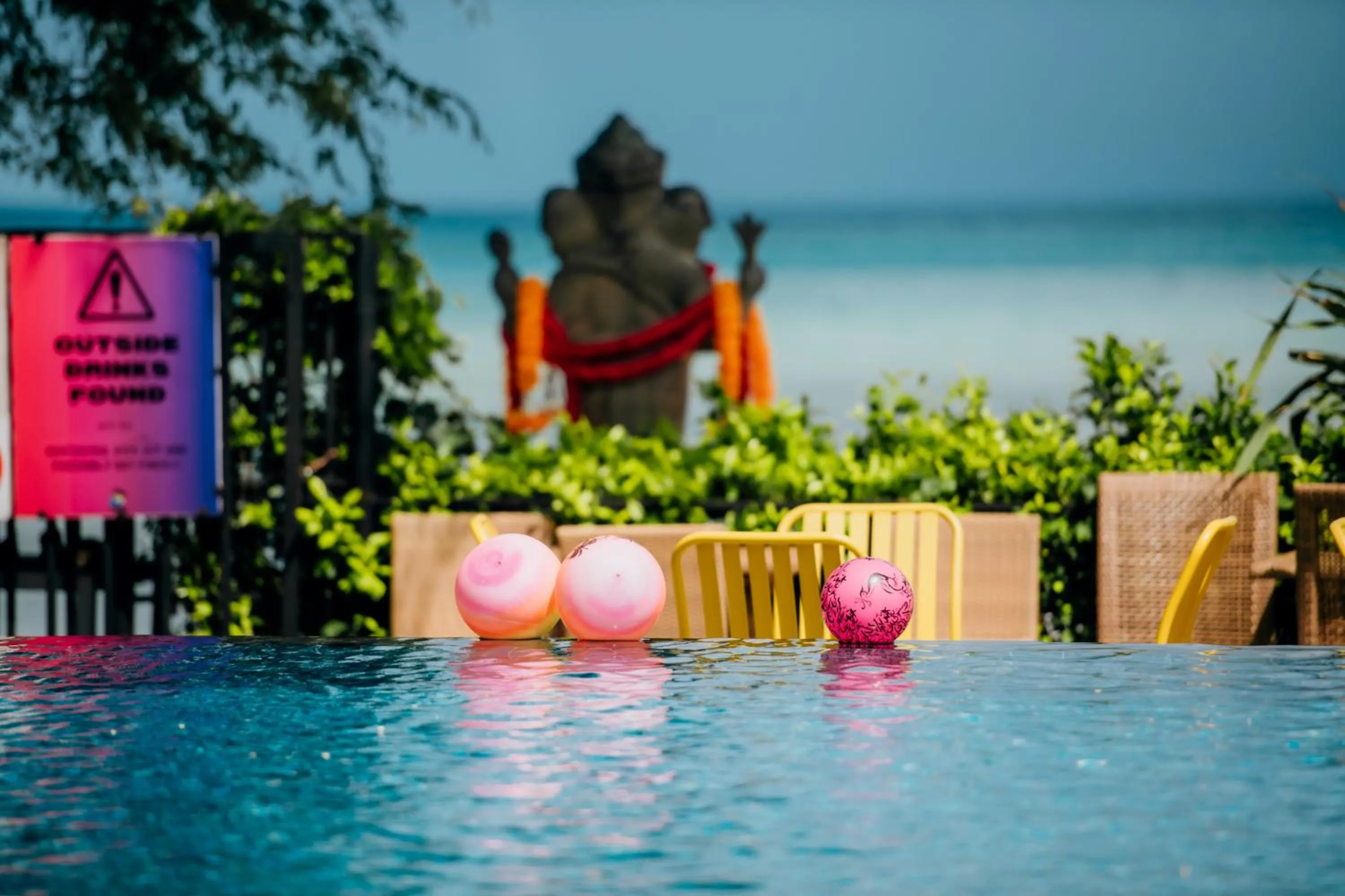 Swimming pool in Ibiza House Phi Phi