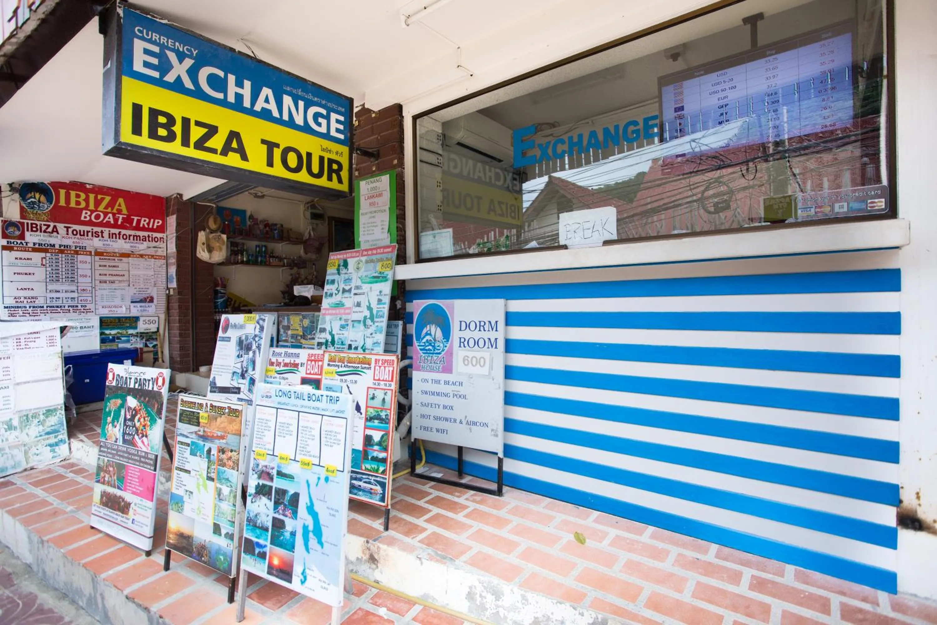 Other in Ibiza House Phi Phi