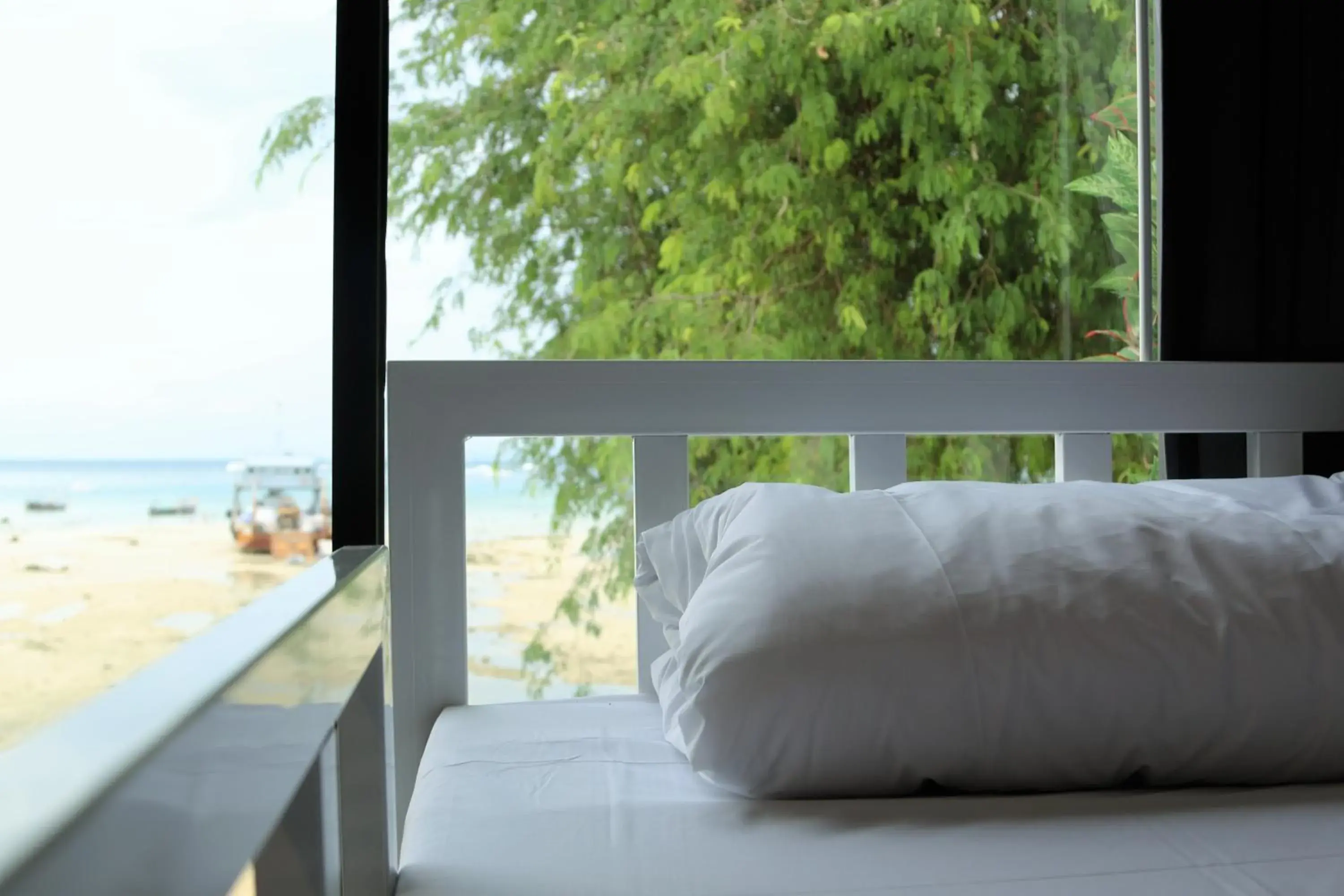 Sea view, Bed in Ibiza House Phi Phi Sea view, Bed in Ibiza House Phi Phi