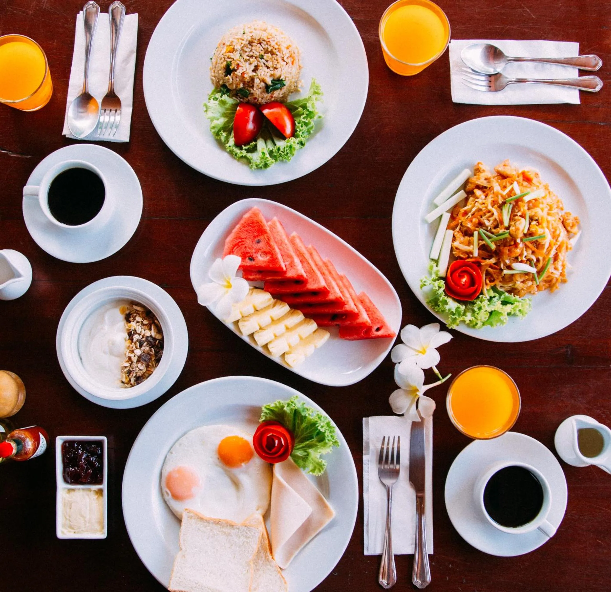 Restaurant/places to eat in Ibiza House Phi Phi