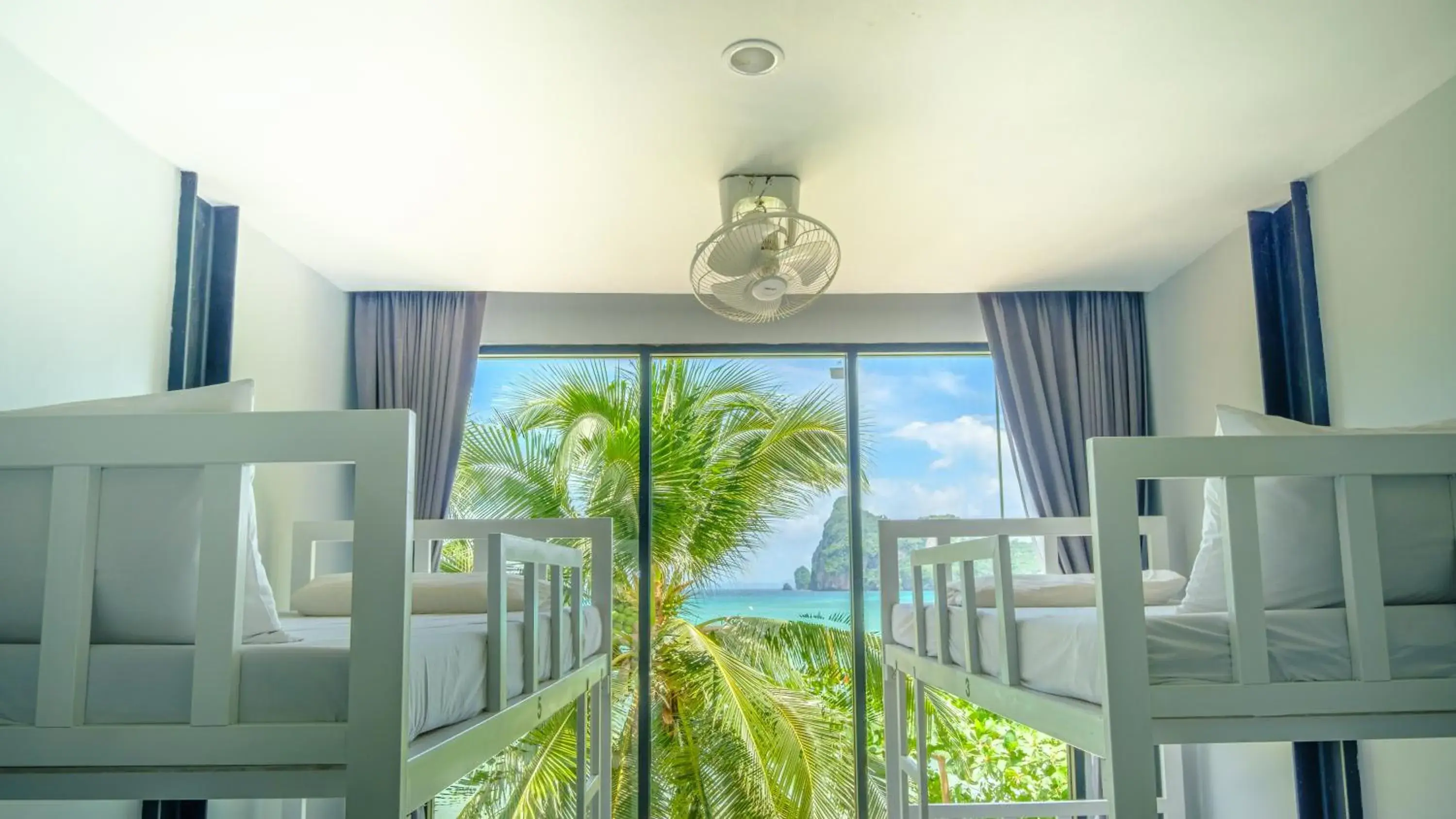 Sea view in Ibiza House Phi Phi Sea view in Ibiza House Phi Phi