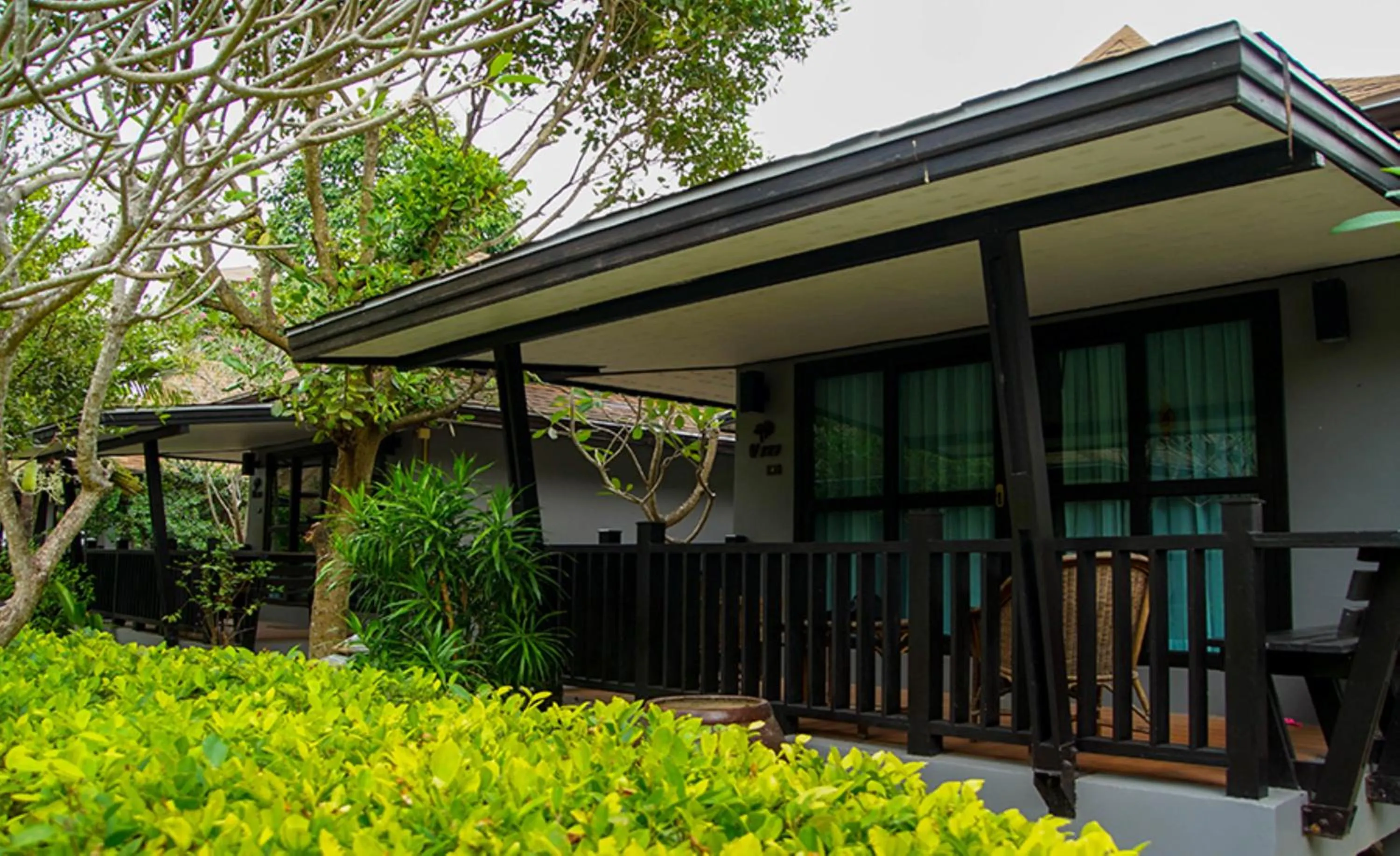 Villa Garden View Double Bed in Ibiza House Phi Phi