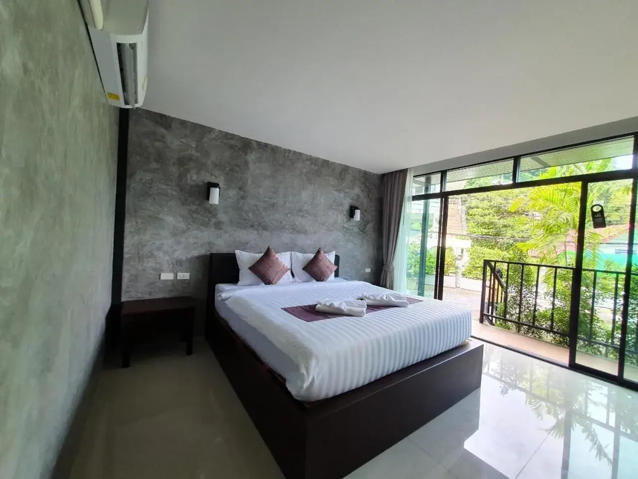 Mountain view, Bed in Ibiza House Phi Phi Mountain view, Bed in Ibiza House Phi Phi