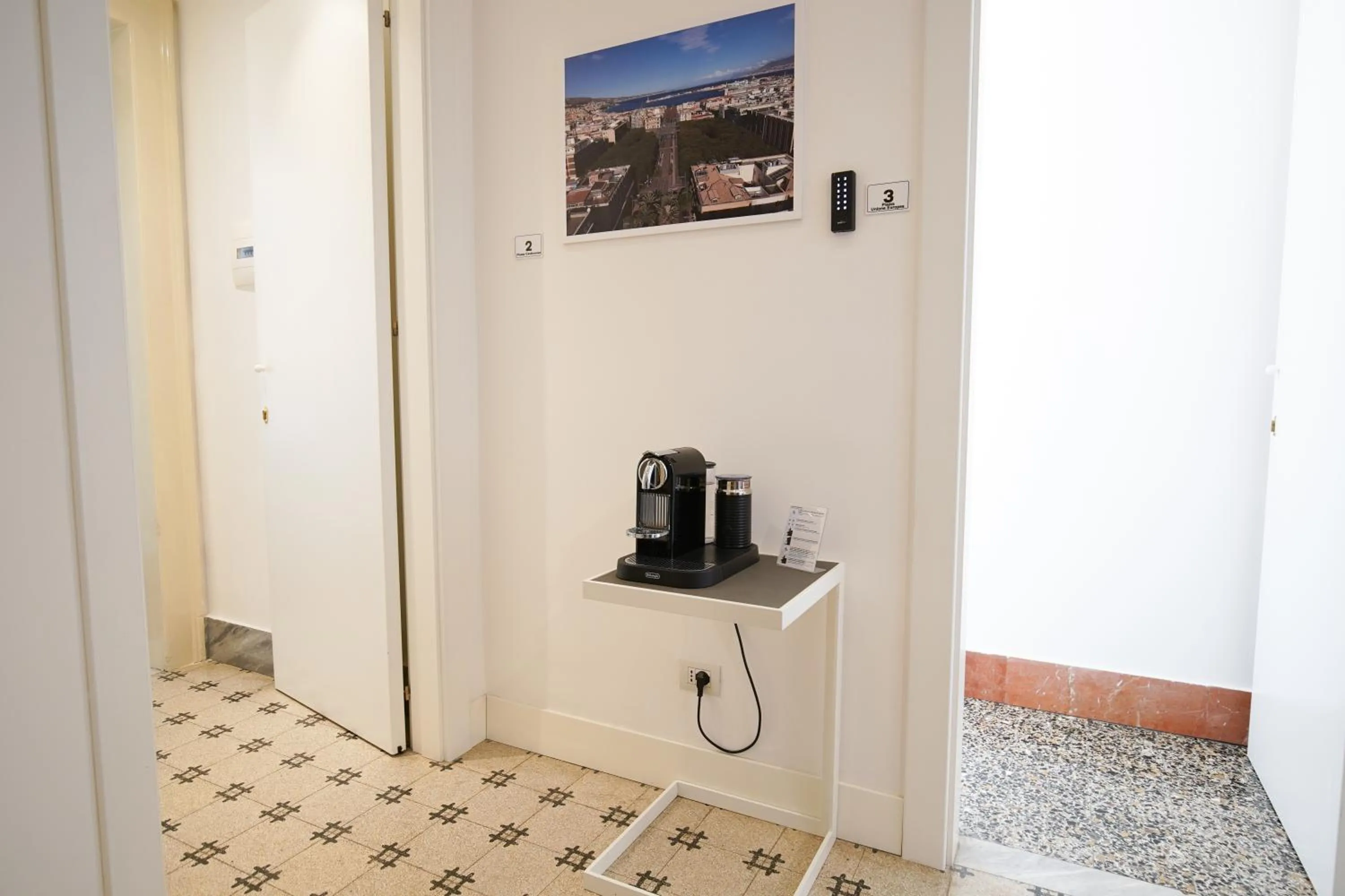 Coffee/tea facilities in Le Stanze di Piazza Cairoli