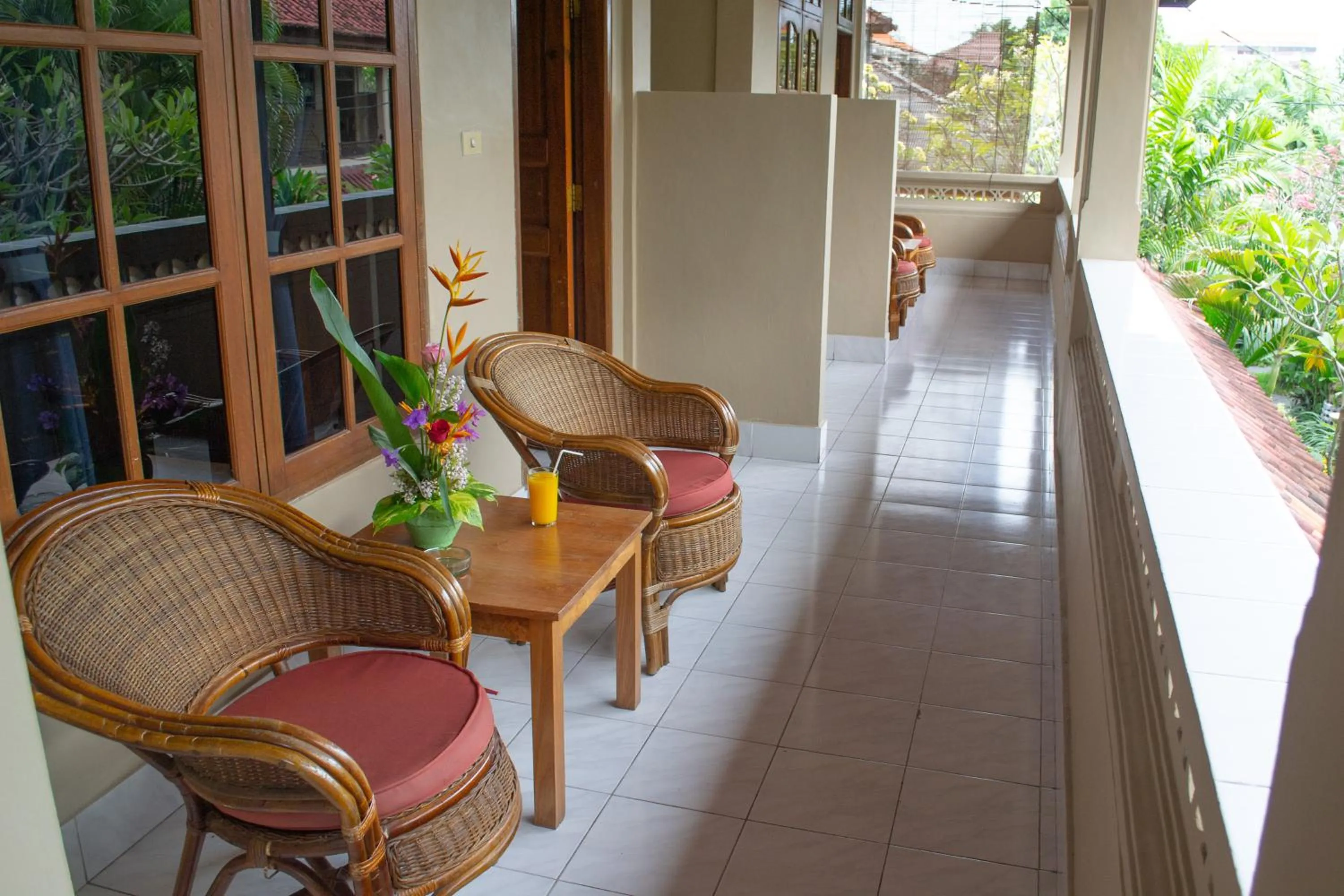 Balcony/Terrace in Flamboyan Hotel