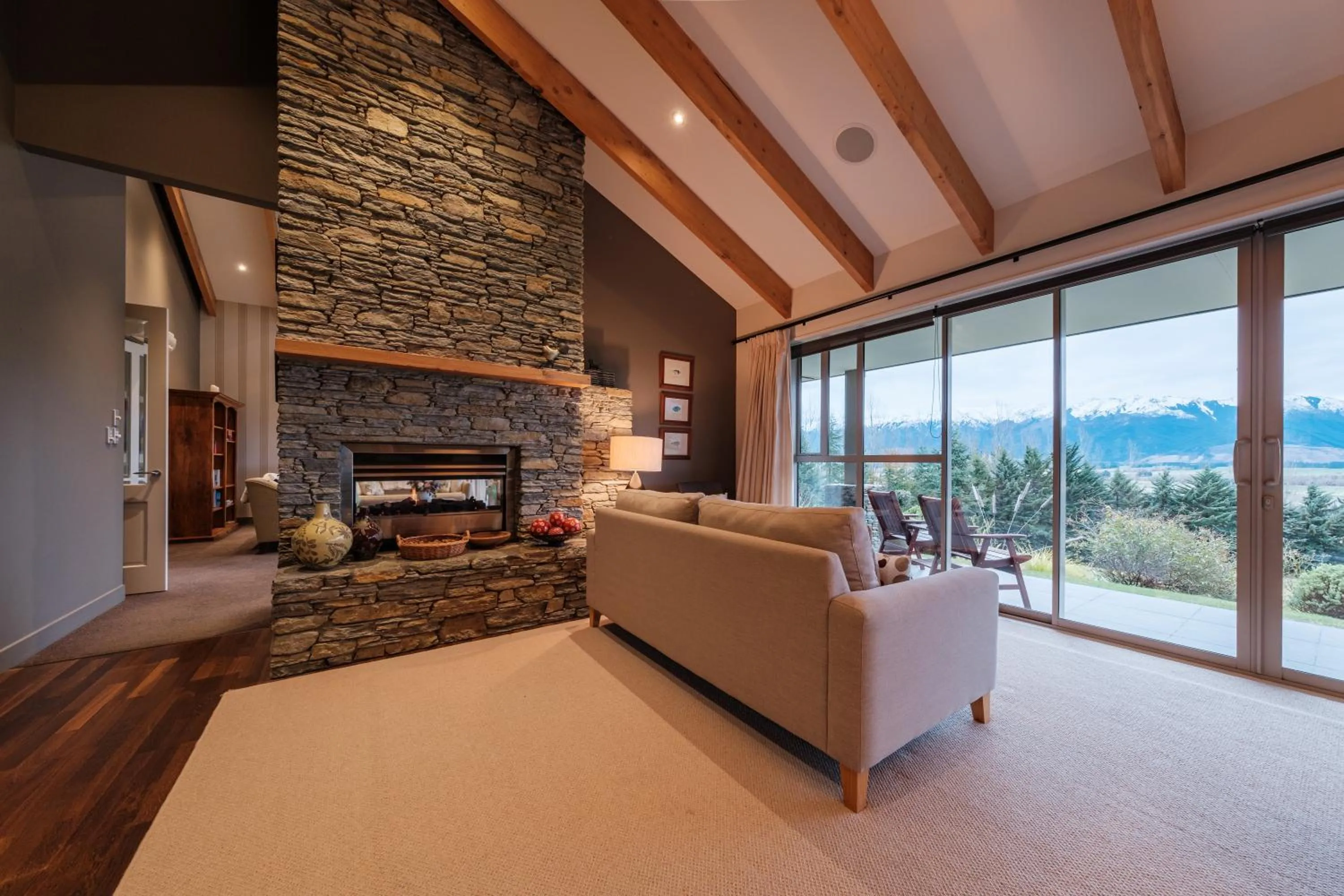 Living room in Amuri Estate Luxury Lodge