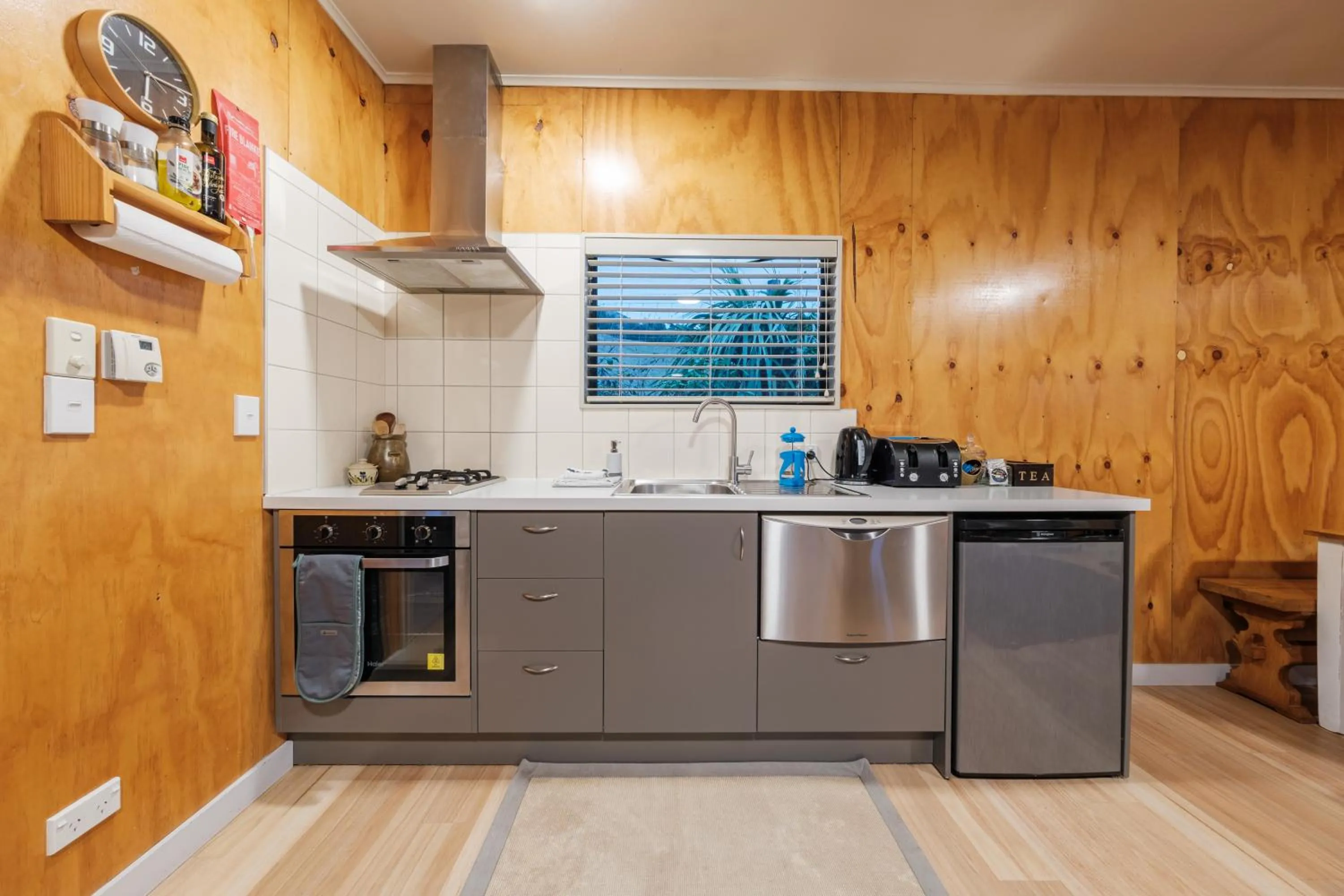 Kitchen or kitchenette in Amuri Estate Luxury Lodge