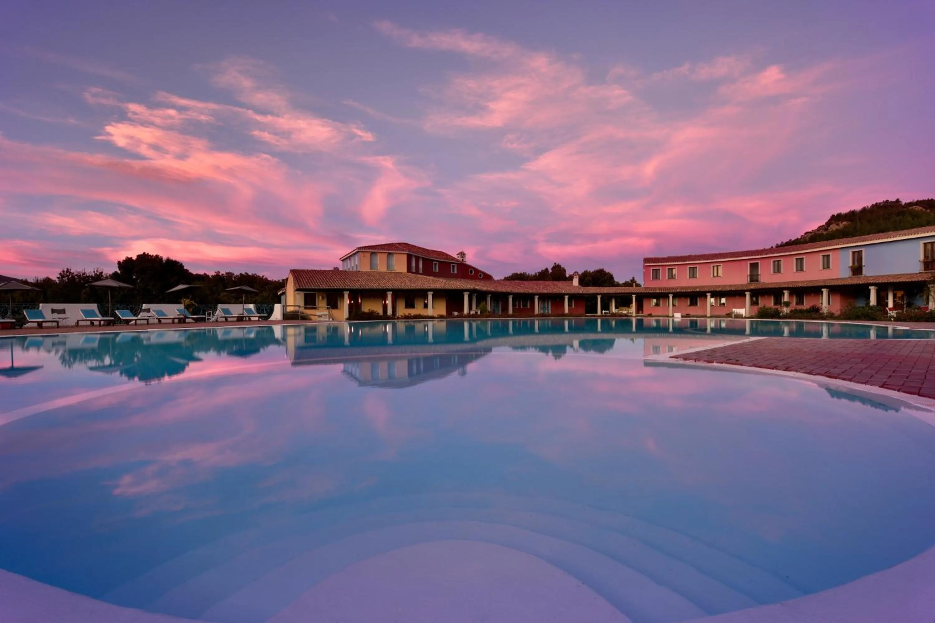 Swimming pool in HOTEL ORLANDO Sardegna