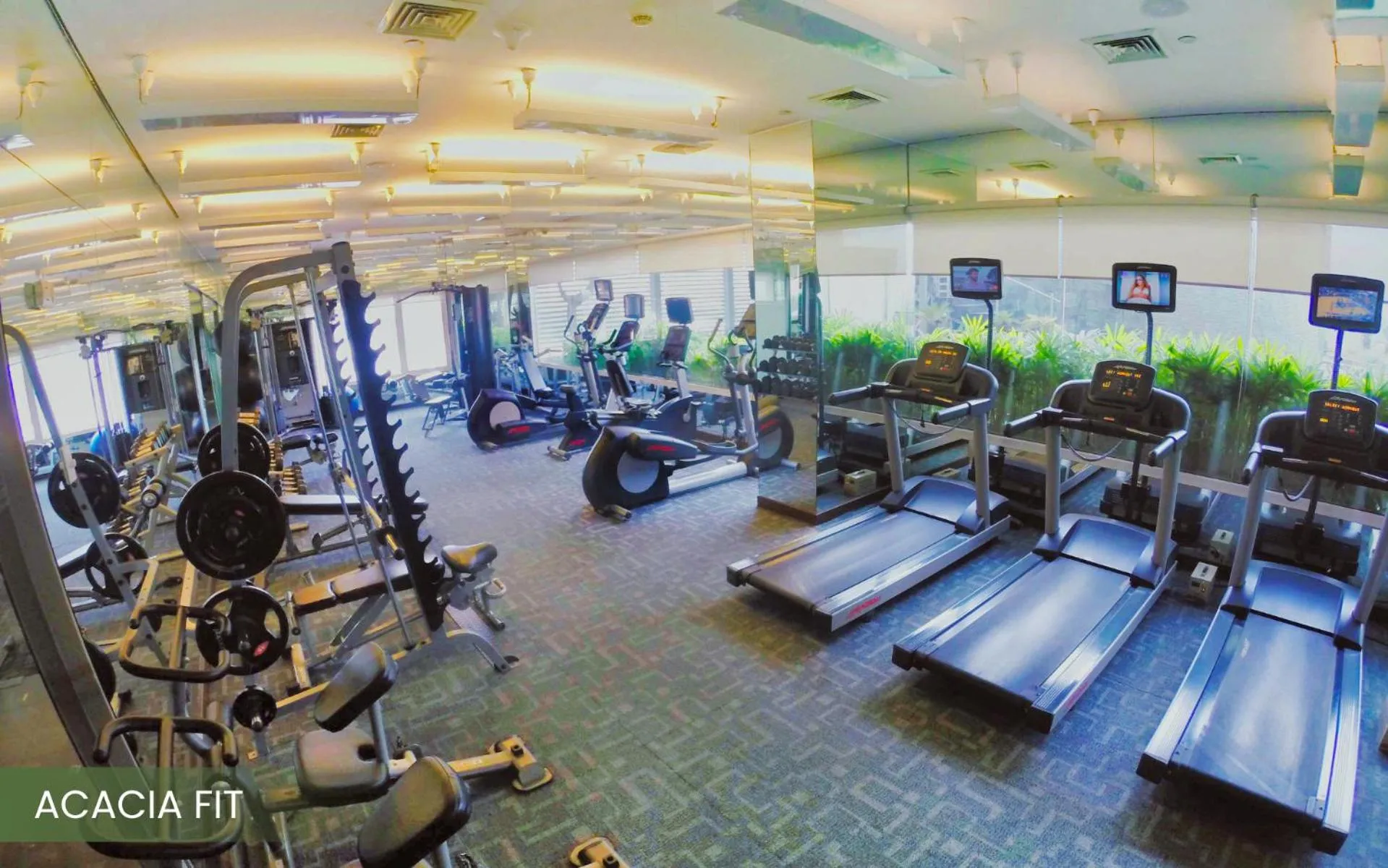 Fitness centre/facilities in Acacia Hotel Manila