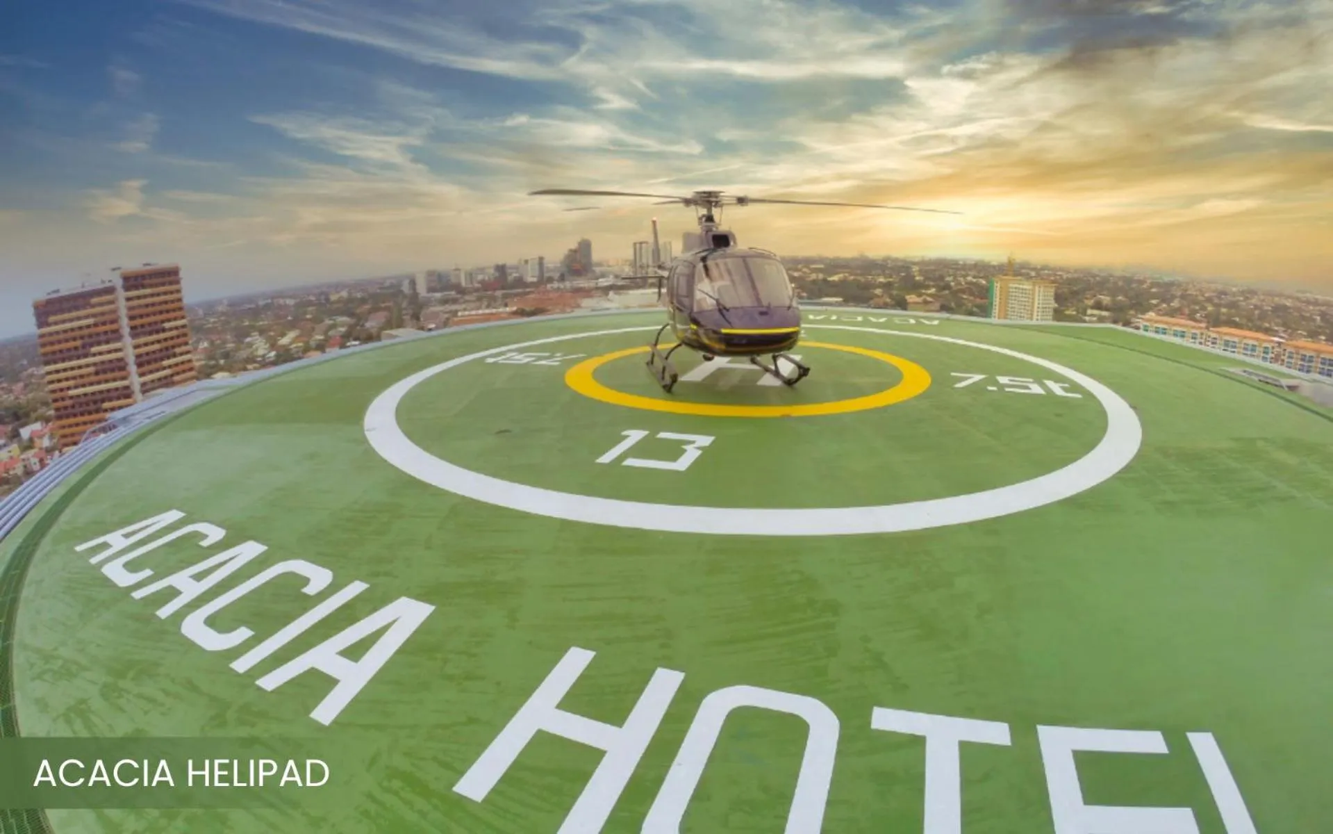 Area and facilities in Acacia Hotel Manila