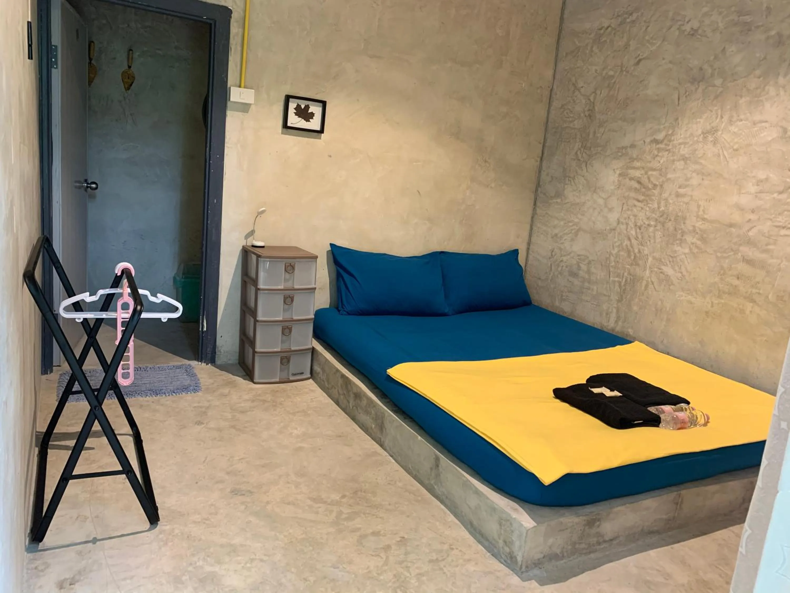 Bed in BeachBox@Koh Сhang