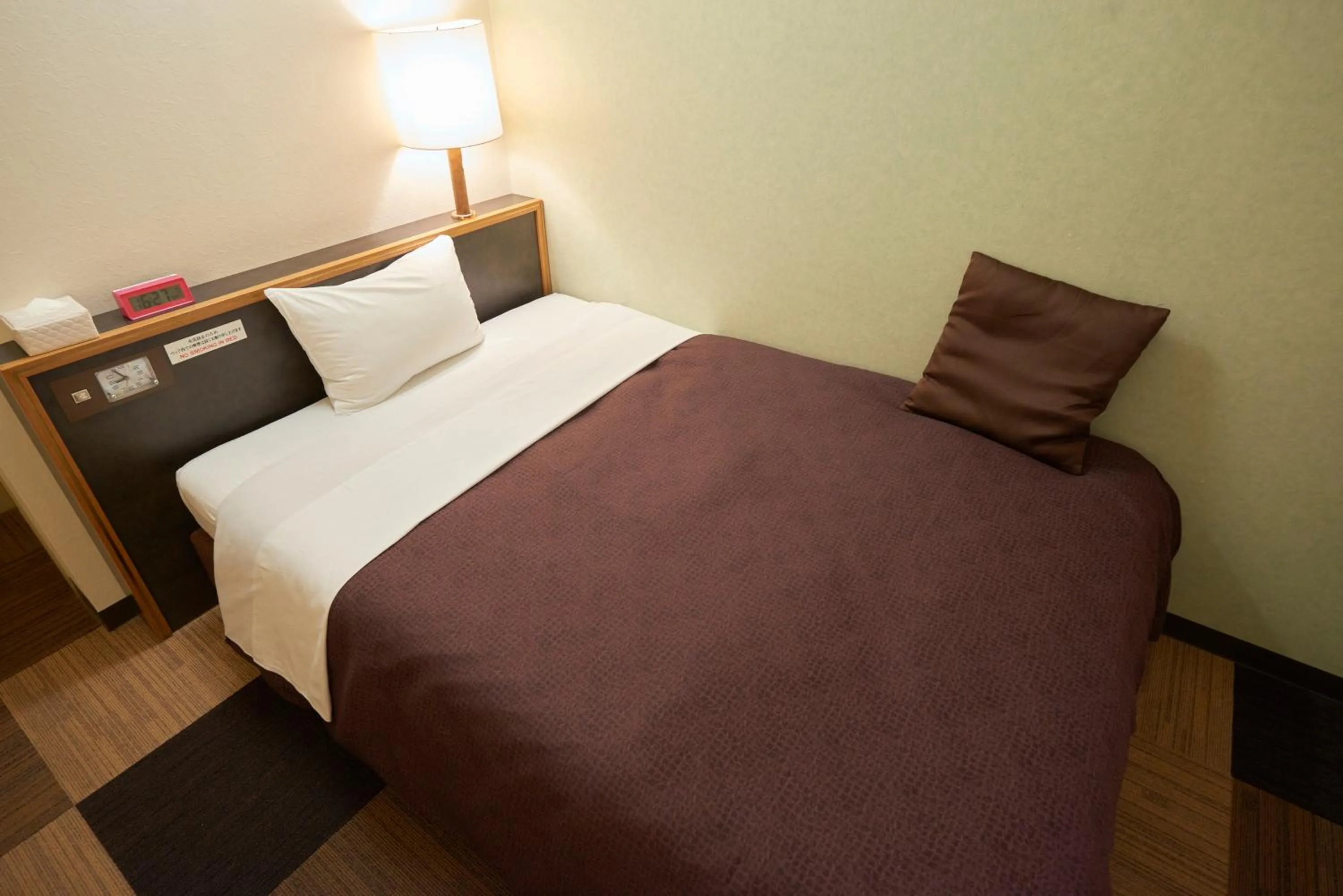Bed in Select inn Iwaki Ekimae