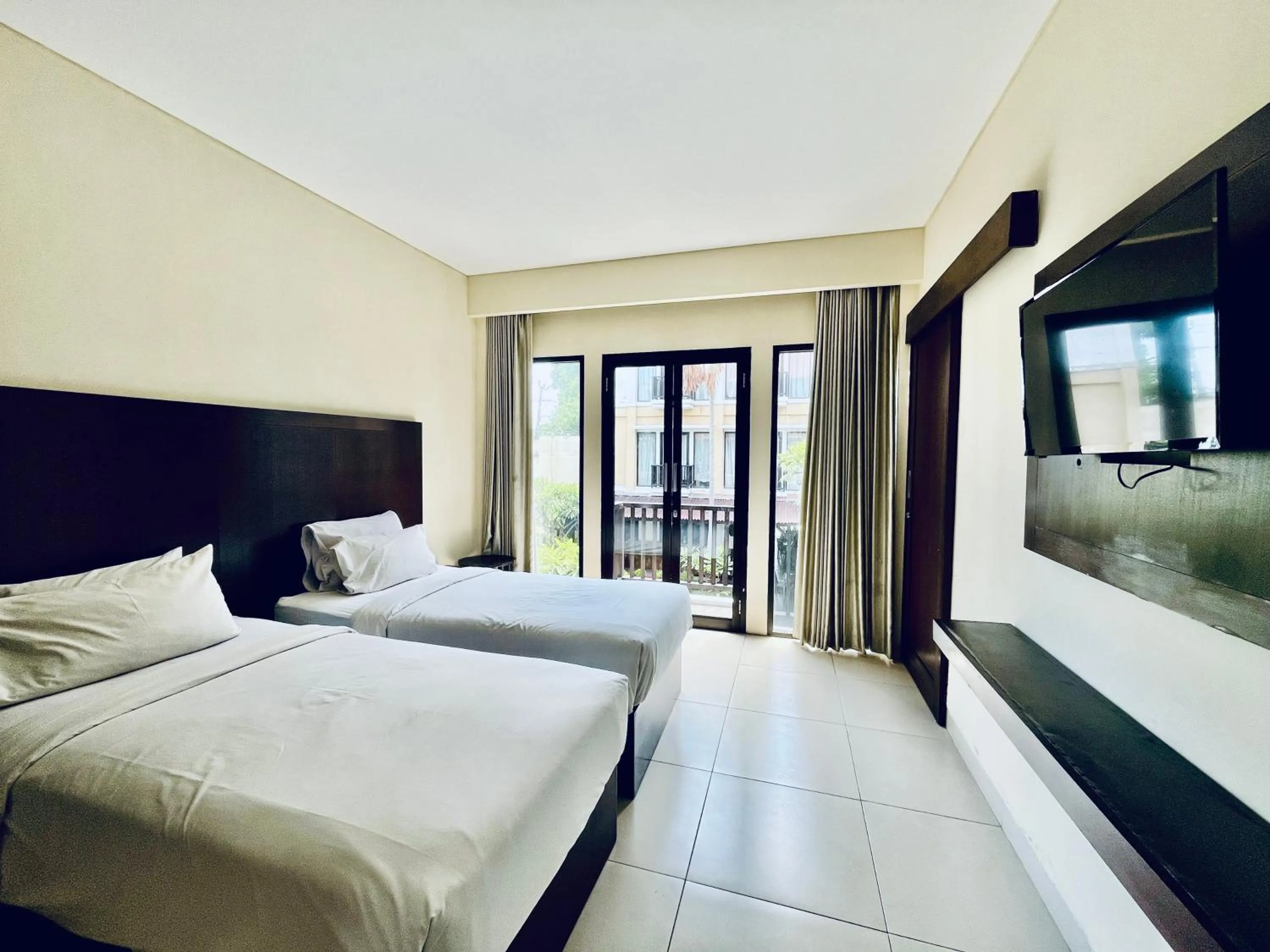 Bed in Suris Boutique Hotel