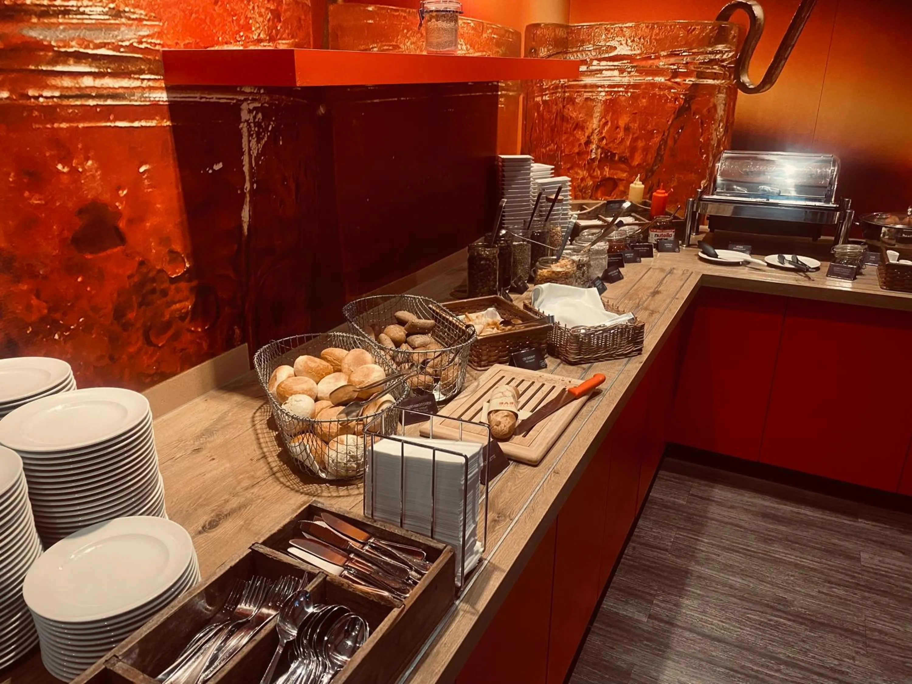 Buffet breakfast in ibis Hotel Erfurt Altstadt