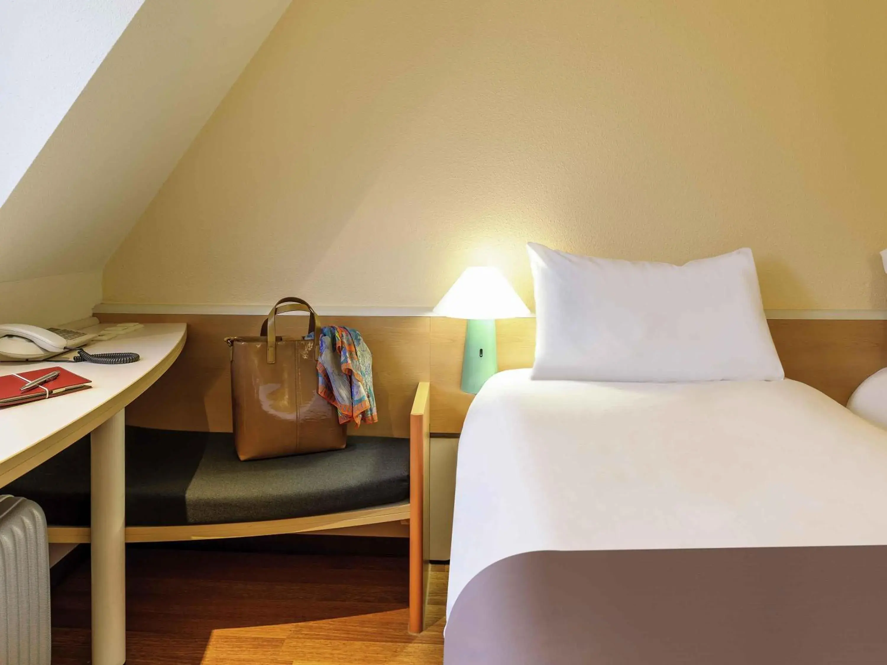 Bedroom, Bed in ibis Hotel Erfurt Altstadt Bedroom, Bed in ibis Hotel Erfurt Altstadt