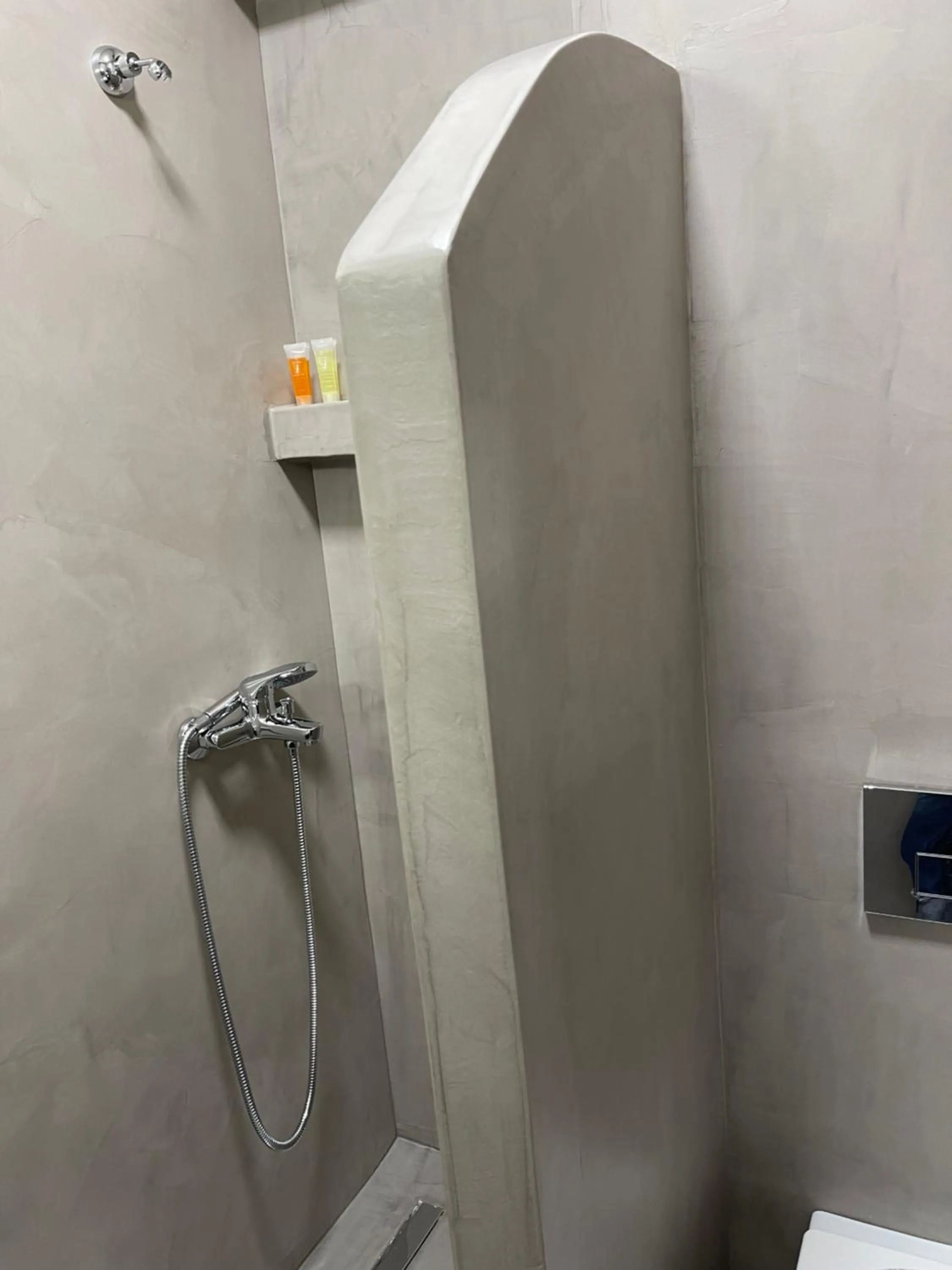 Shower in Niriides Hotel Apartments