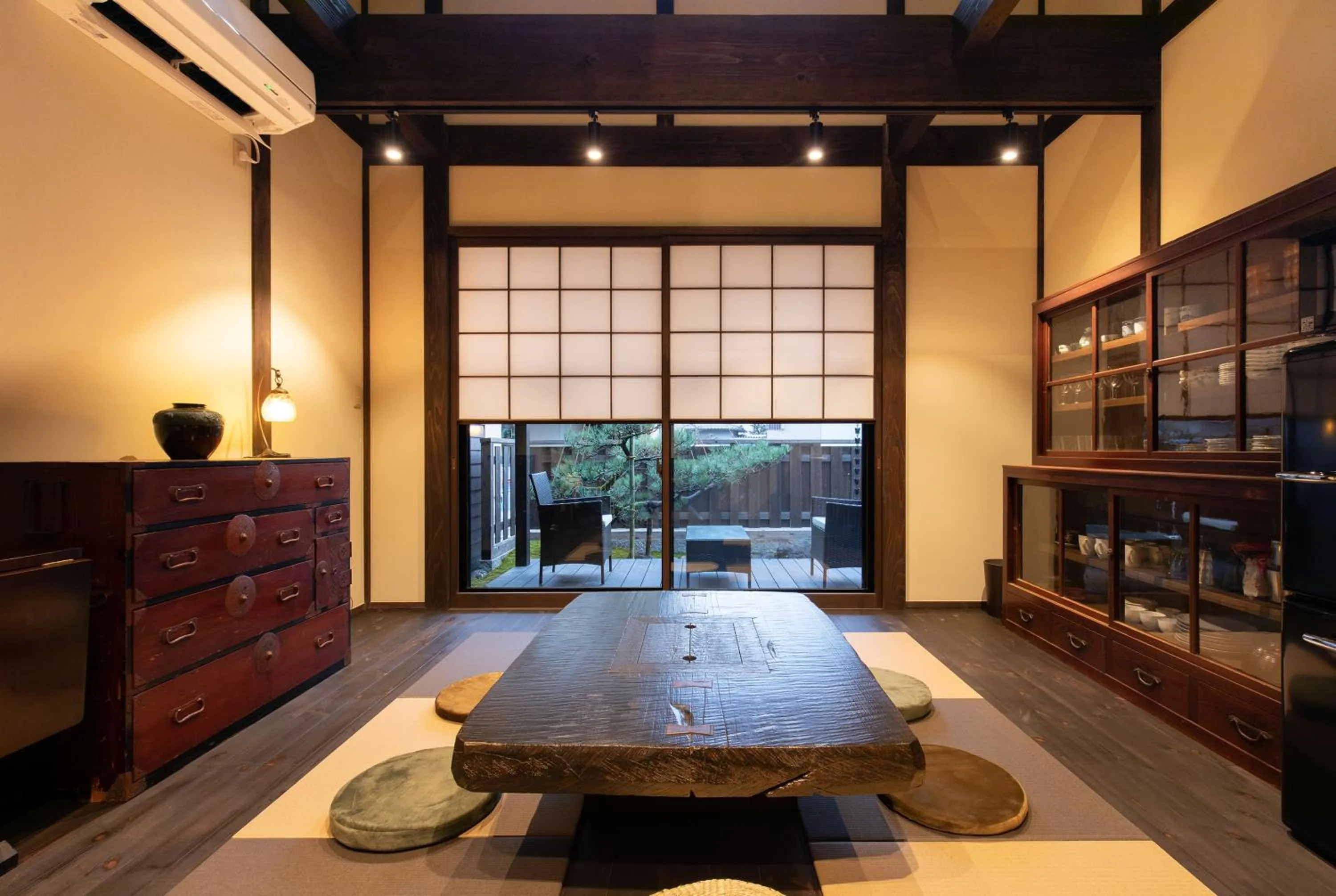 Living room in Zaimoku-an