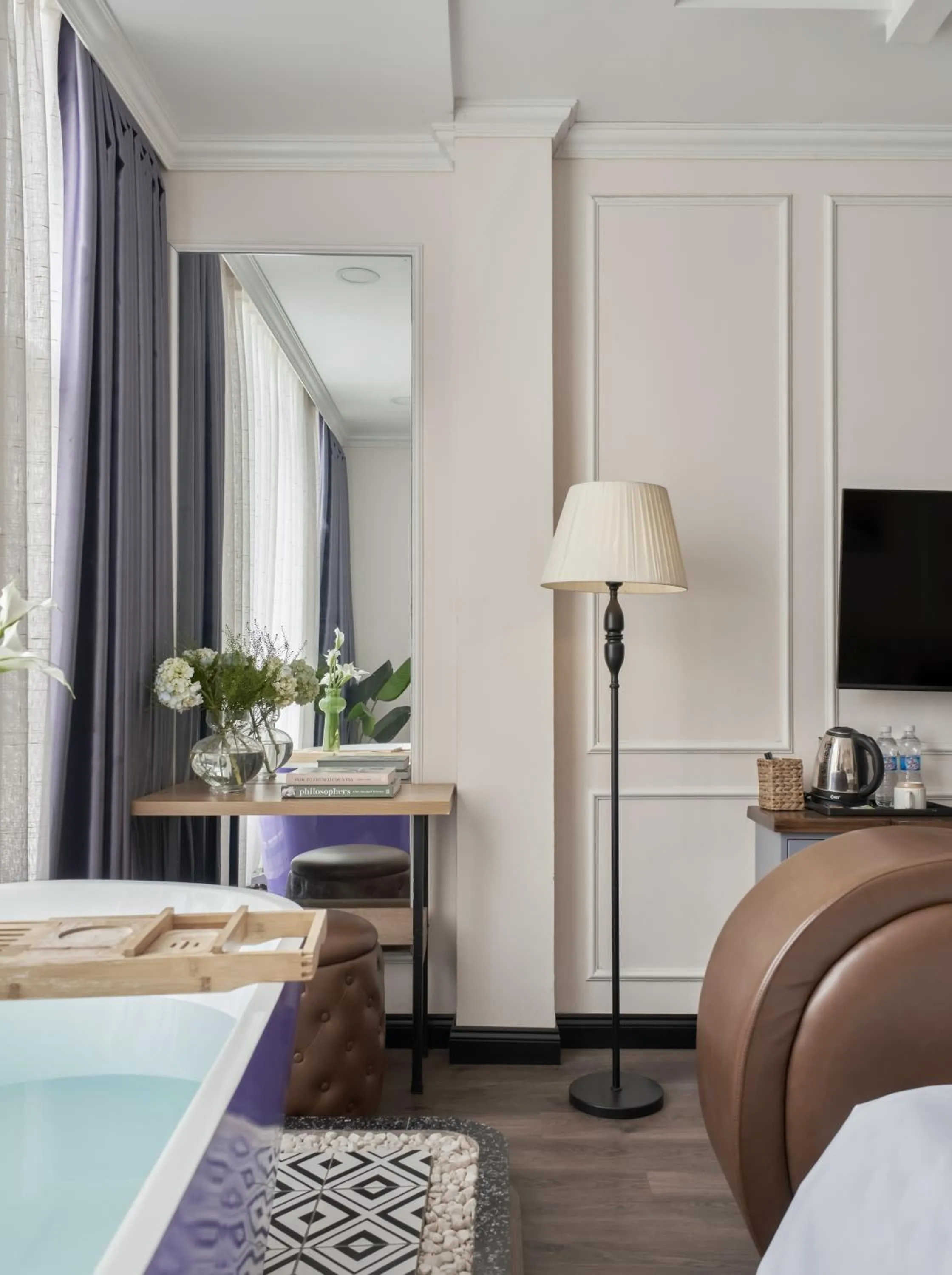 TV and multimedia, Bed in An Thinh Central Hotel - Ben Thanh Market