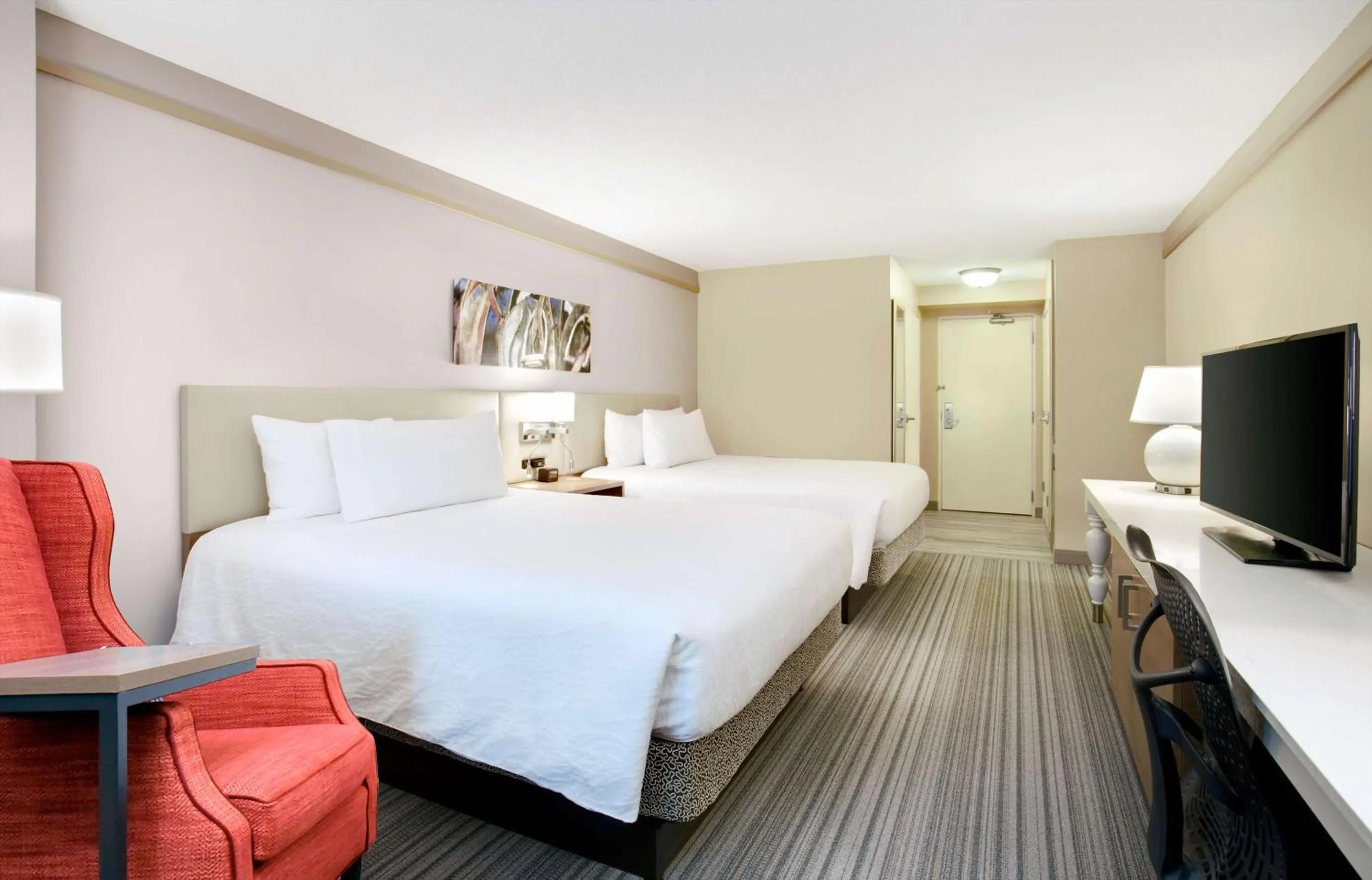 Bed in Hilton Garden Inn Saratoga Springs