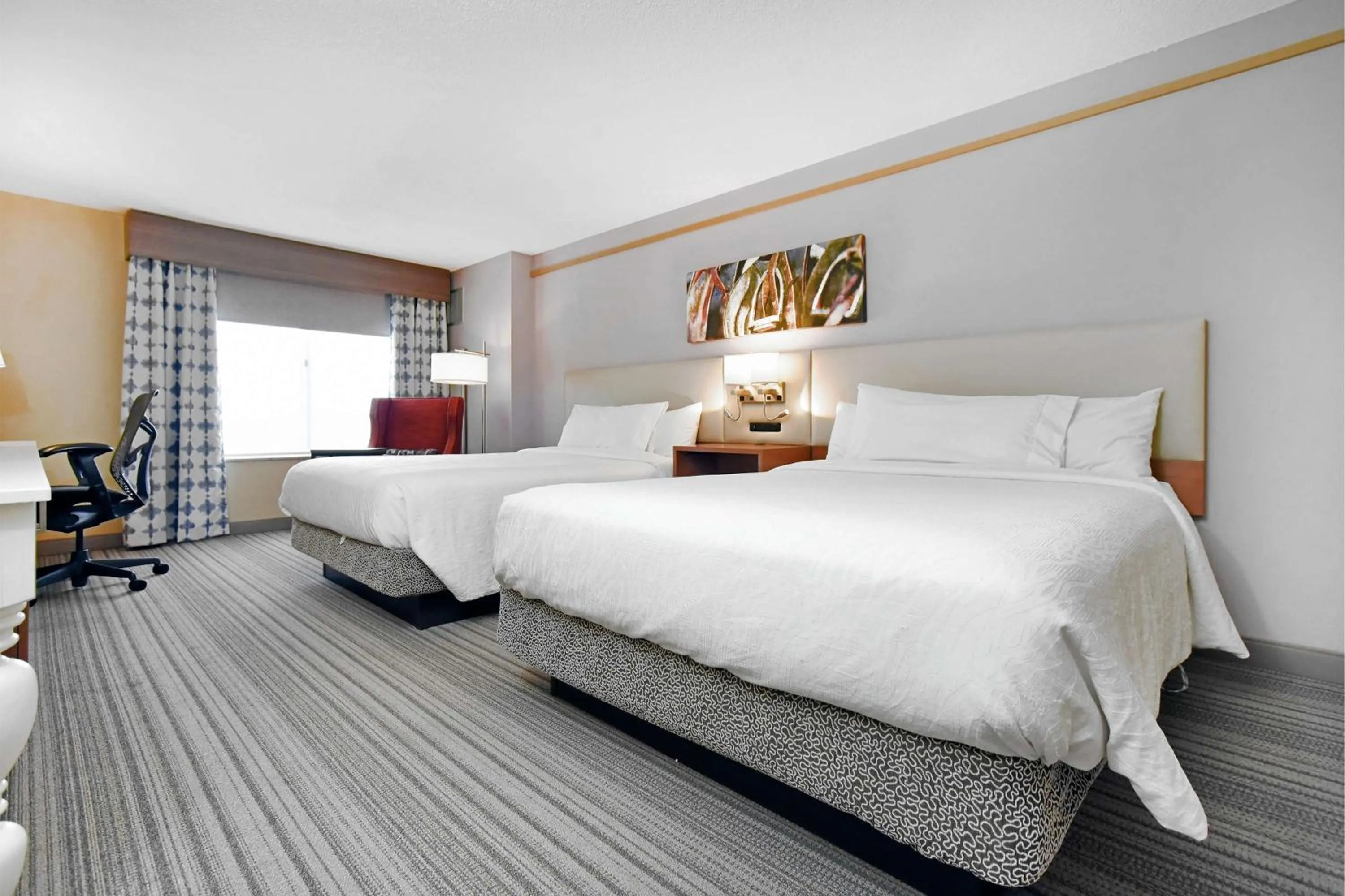 Bed in Hilton Garden Inn Saratoga Springs