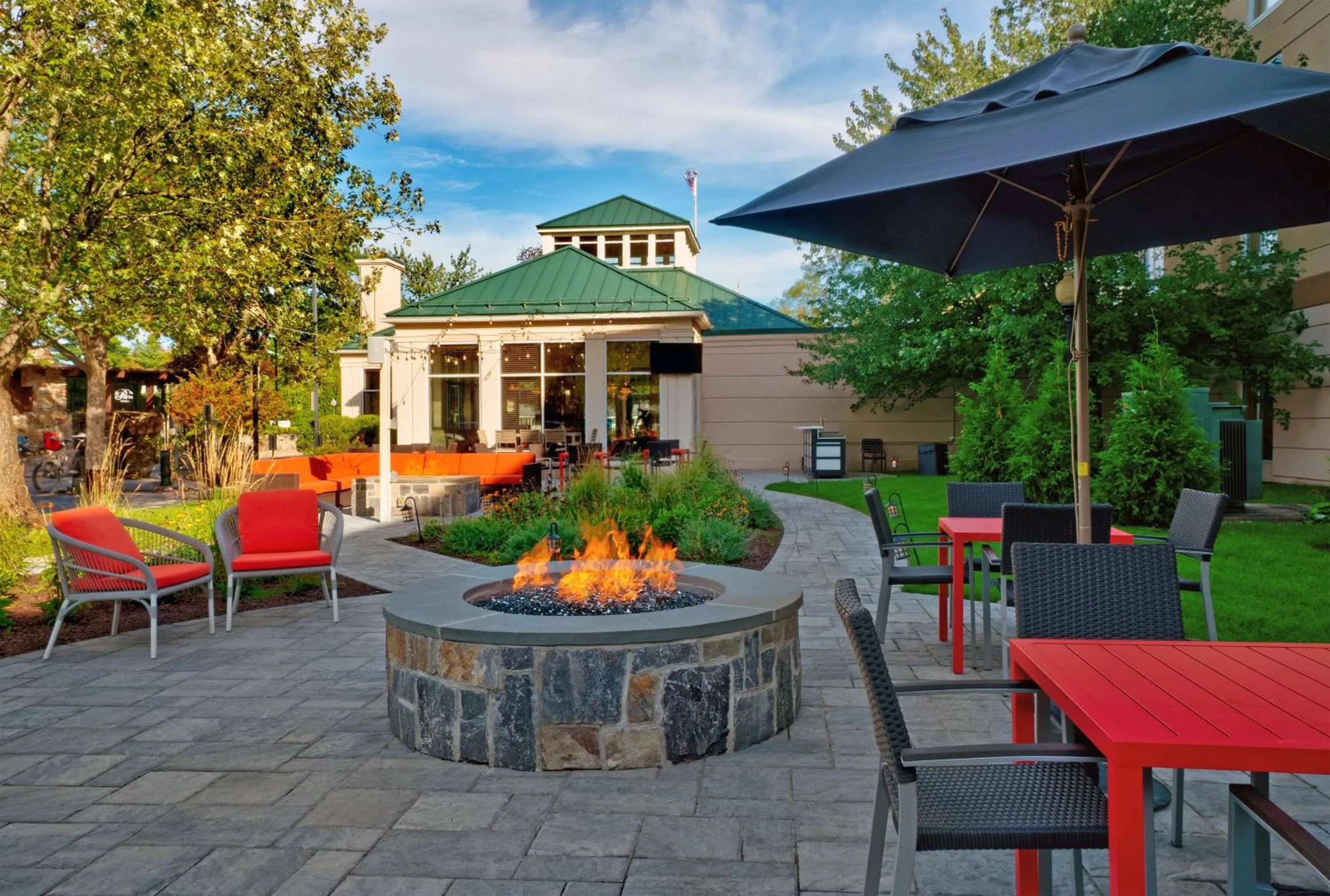 Patio in Hilton Garden Inn Saratoga Springs