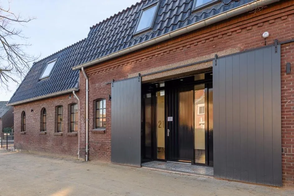 Facade/entrance in Hostellerie Horst